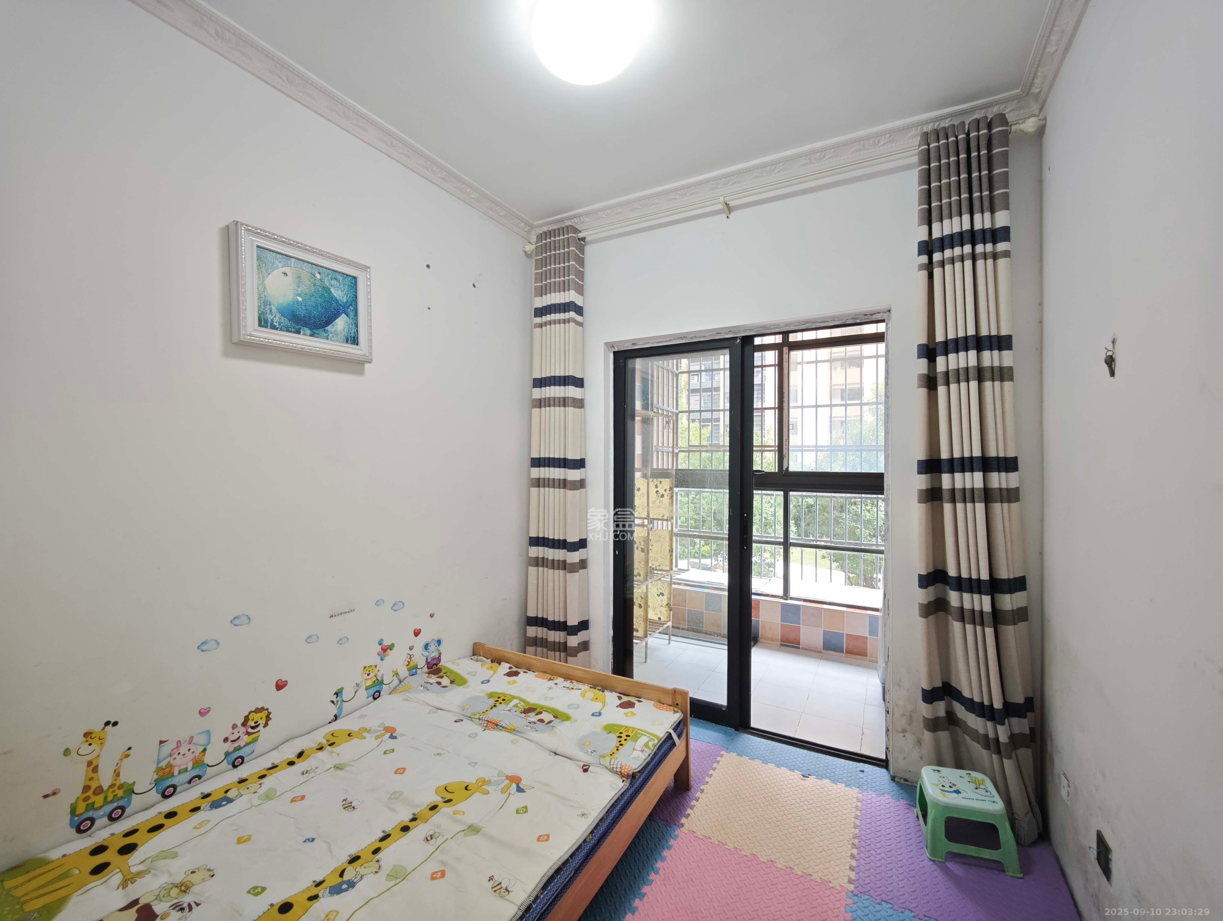 万科魅力之城  3室2厅1卫    88.8万卧室