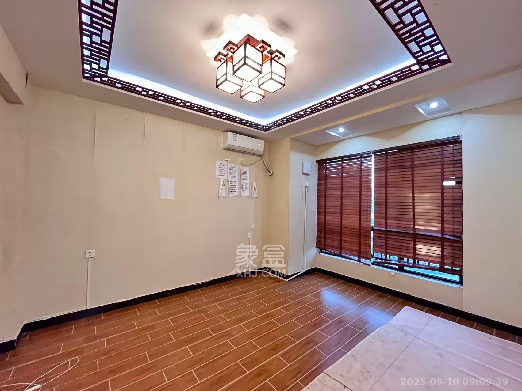 达美D6区 4室2厅2卫 5000.0元/月 达美D6区 4室2厅2卫 5000.0元/月室内图