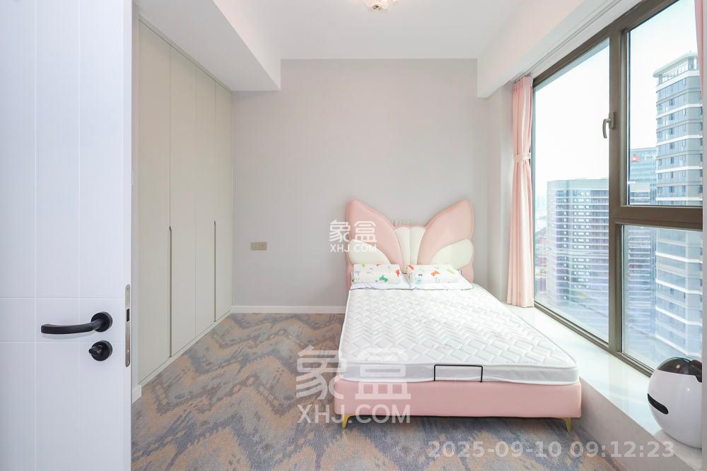 远洋外滩壹号  4室2厅2卫    15000.0元/月 远洋外滩壹号  4室2厅2卫    15000.0元/月室内图