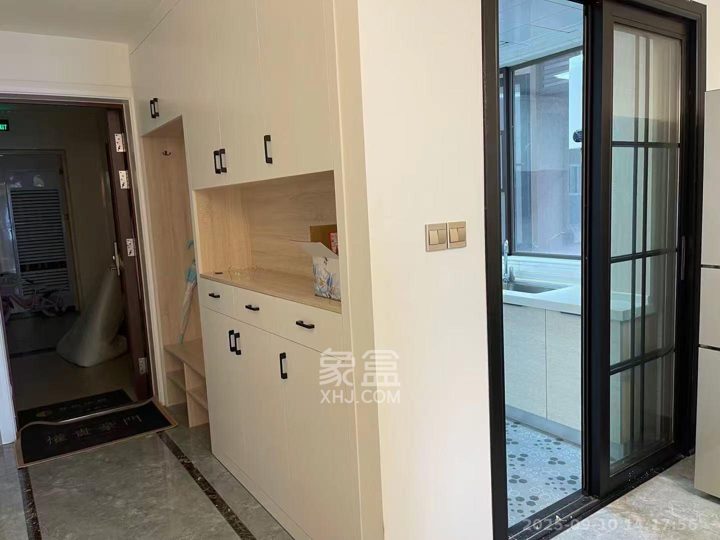 阳光城尚东湾青云苑  3室2厅1卫    2400.0元/月室内图