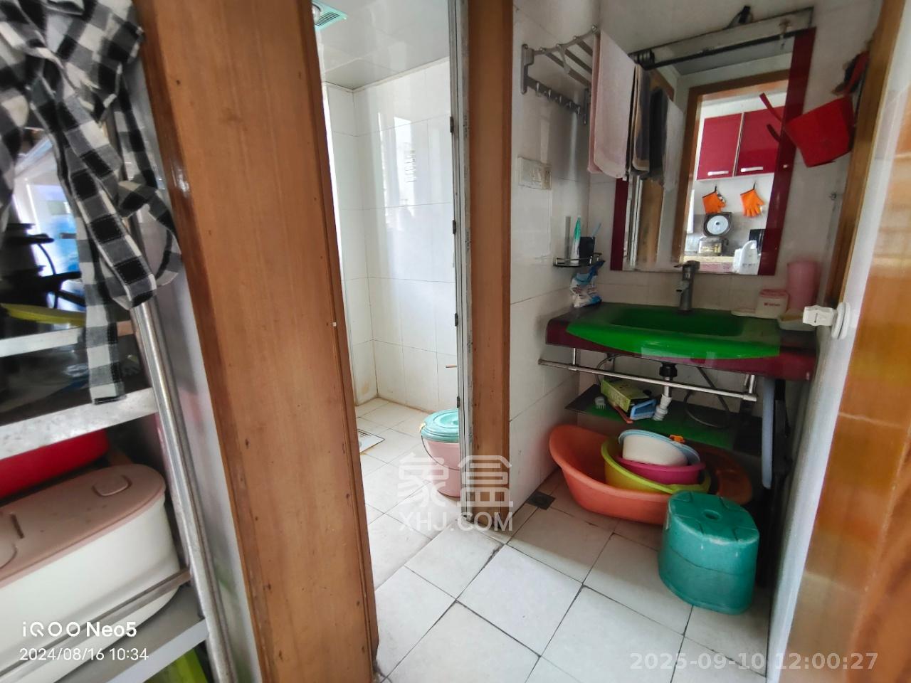 鄱阳小区  1室0厅0卫    1500.0元/月 鄱阳小区  1室0厅0卫    1500.0元/月室内图