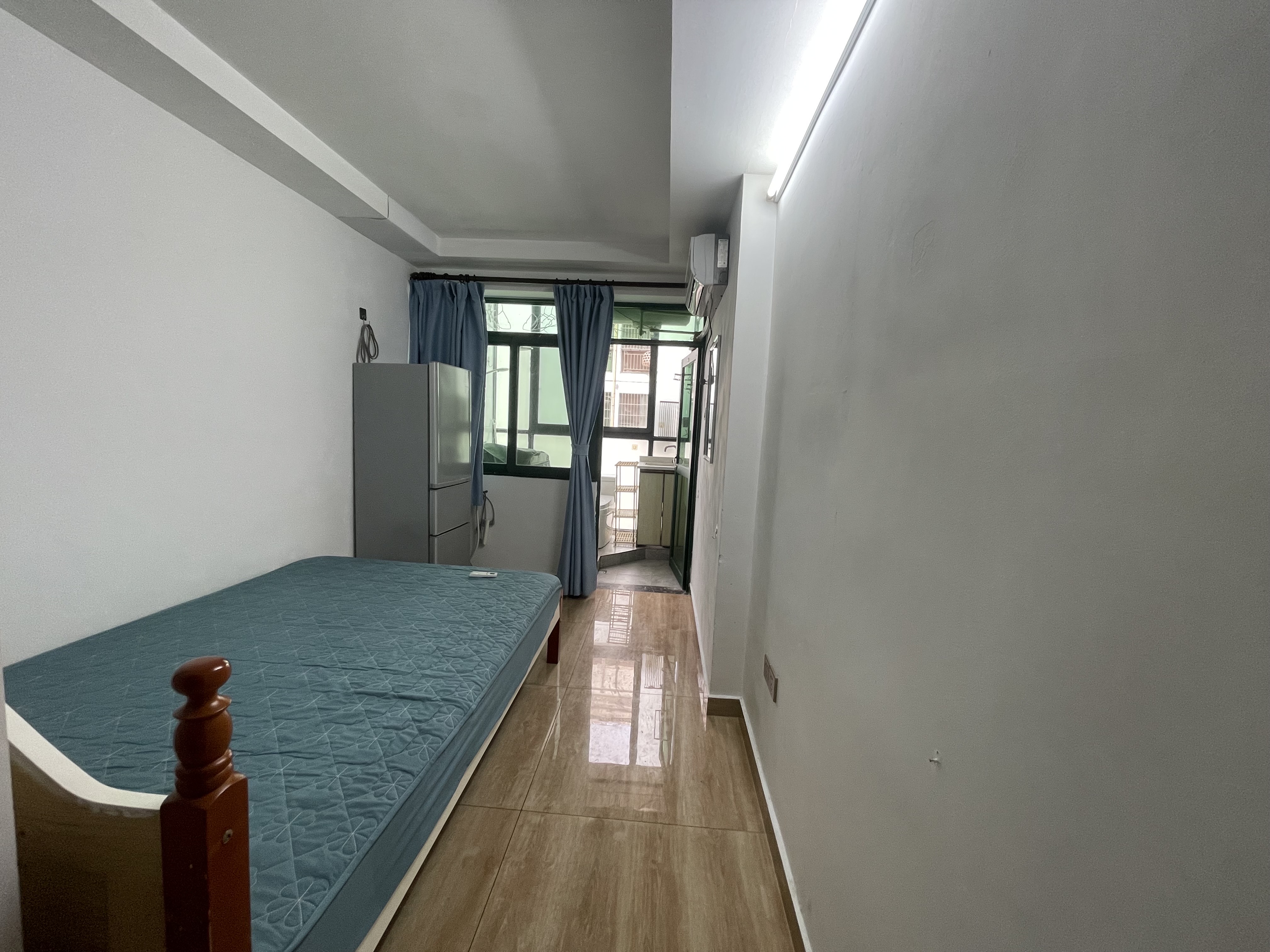 现代花园一期 1室0厅1卫 800.0元/月 现代花园一期 1室0厅1卫 800.0元/月室内图