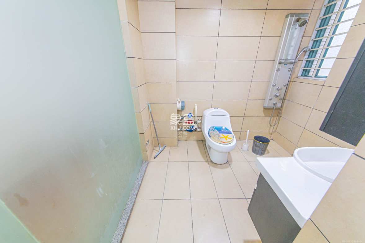 富景园  3室2厅1卫    106.0万 富景园  3室2厅1卫    106.0万卫生间