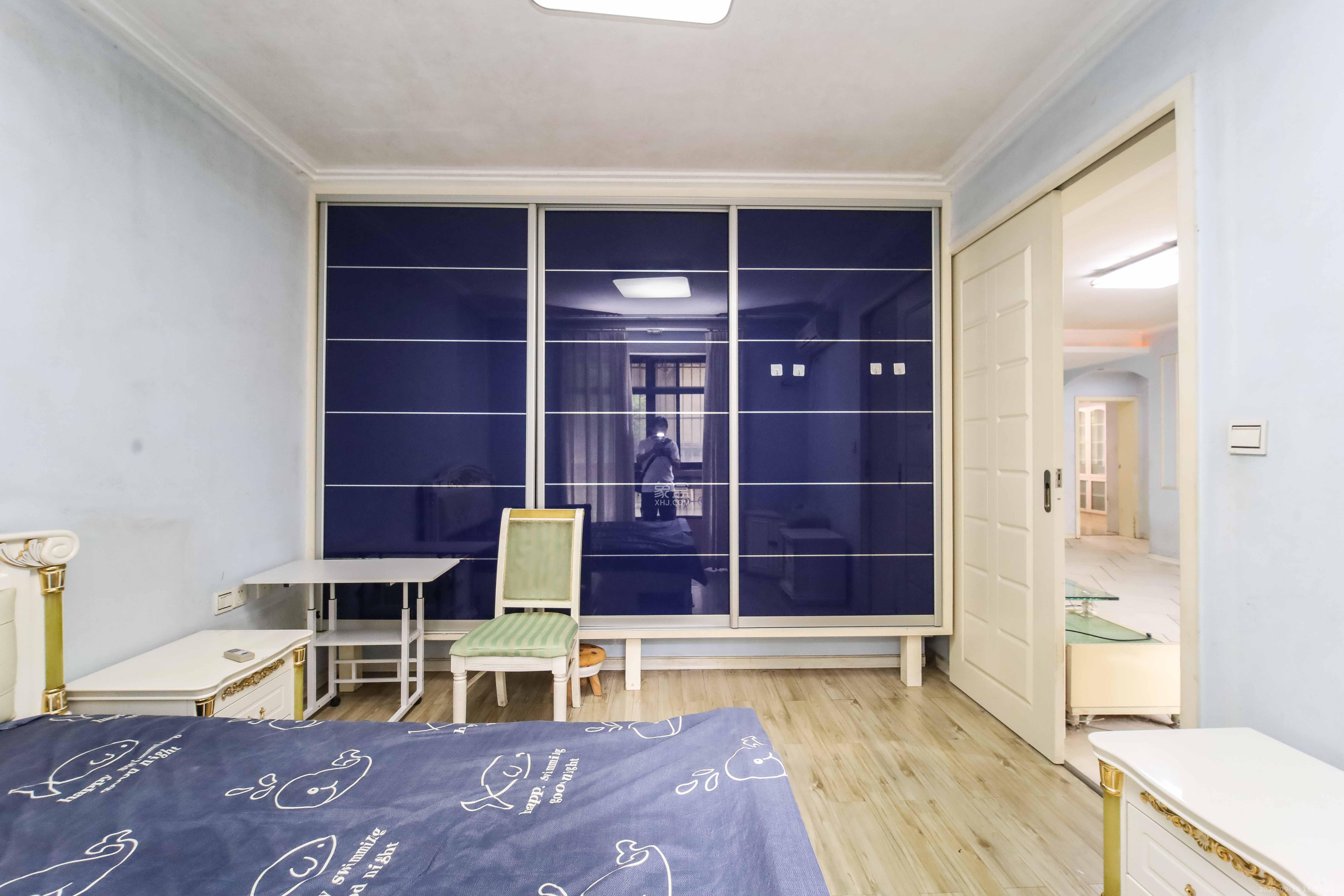 世嘉国际华城 3室2厅2卫 111.0万 世嘉国际华城 3室2厅2卫 111.0万卧室