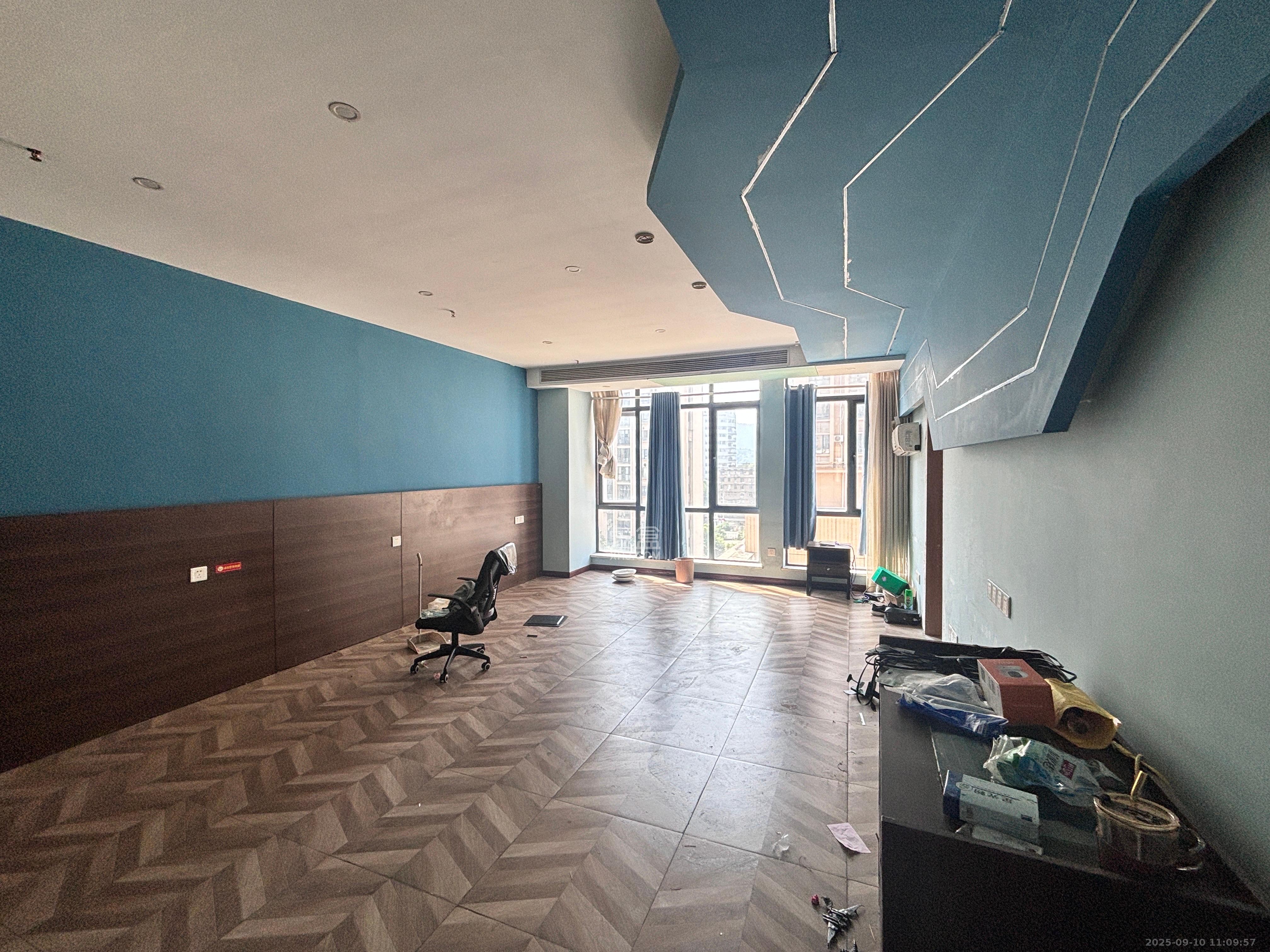 西子湖畔沃府 1室1厅1卫 2600.0元/月 西子湖畔沃府 1室1厅1卫 2600.0元/月室内图