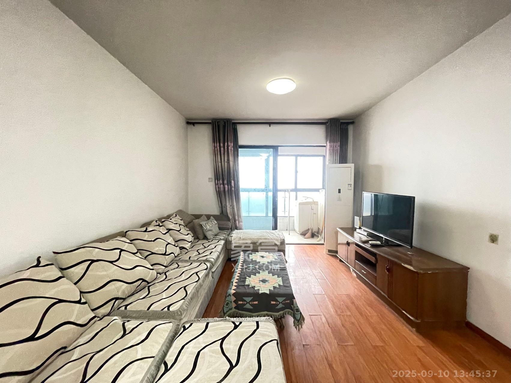 达美D6区  3室2厅2卫    2600.0元/月 达美D6区  3室2厅2卫    2600.0元/月室内图