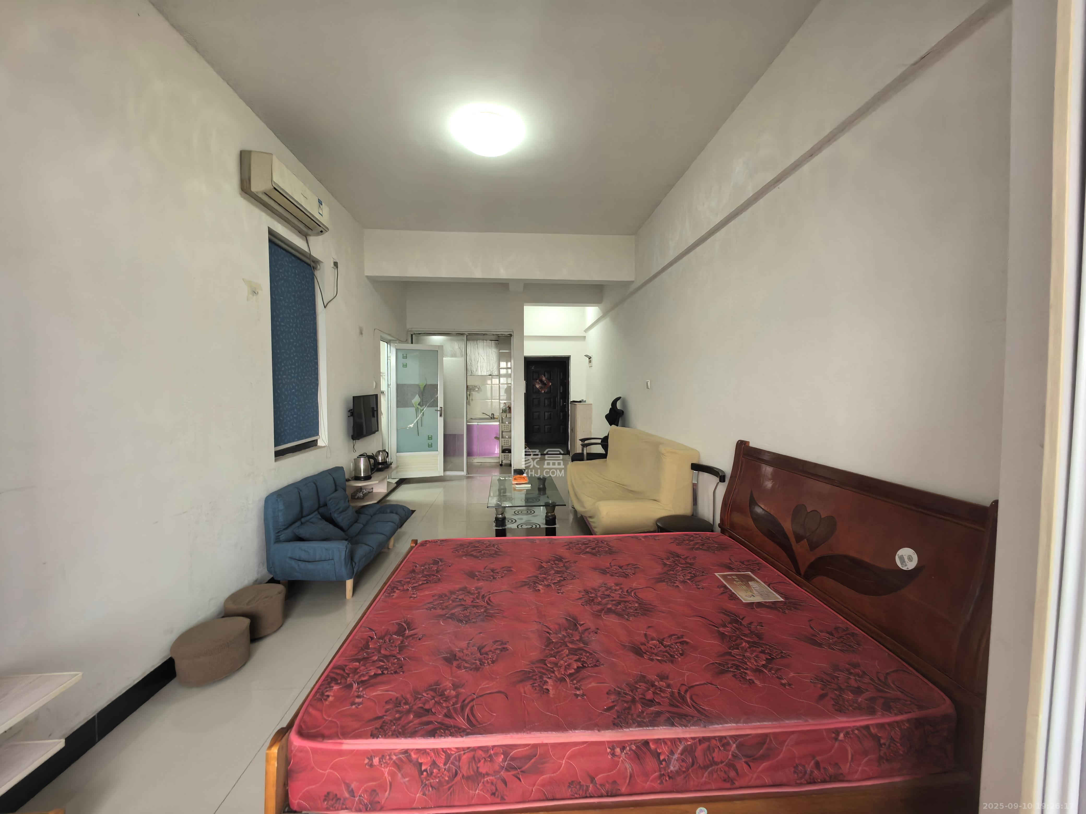 红树湾  1室1厅1卫    1200.0元/月室内图