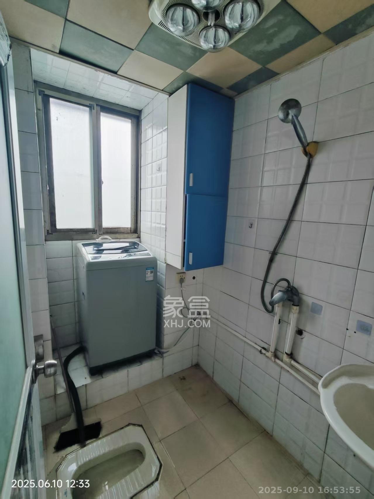 火星五片 2室2厅1卫 1600.0元/月 火星五片 2室2厅1卫 1600.0元/月室内图