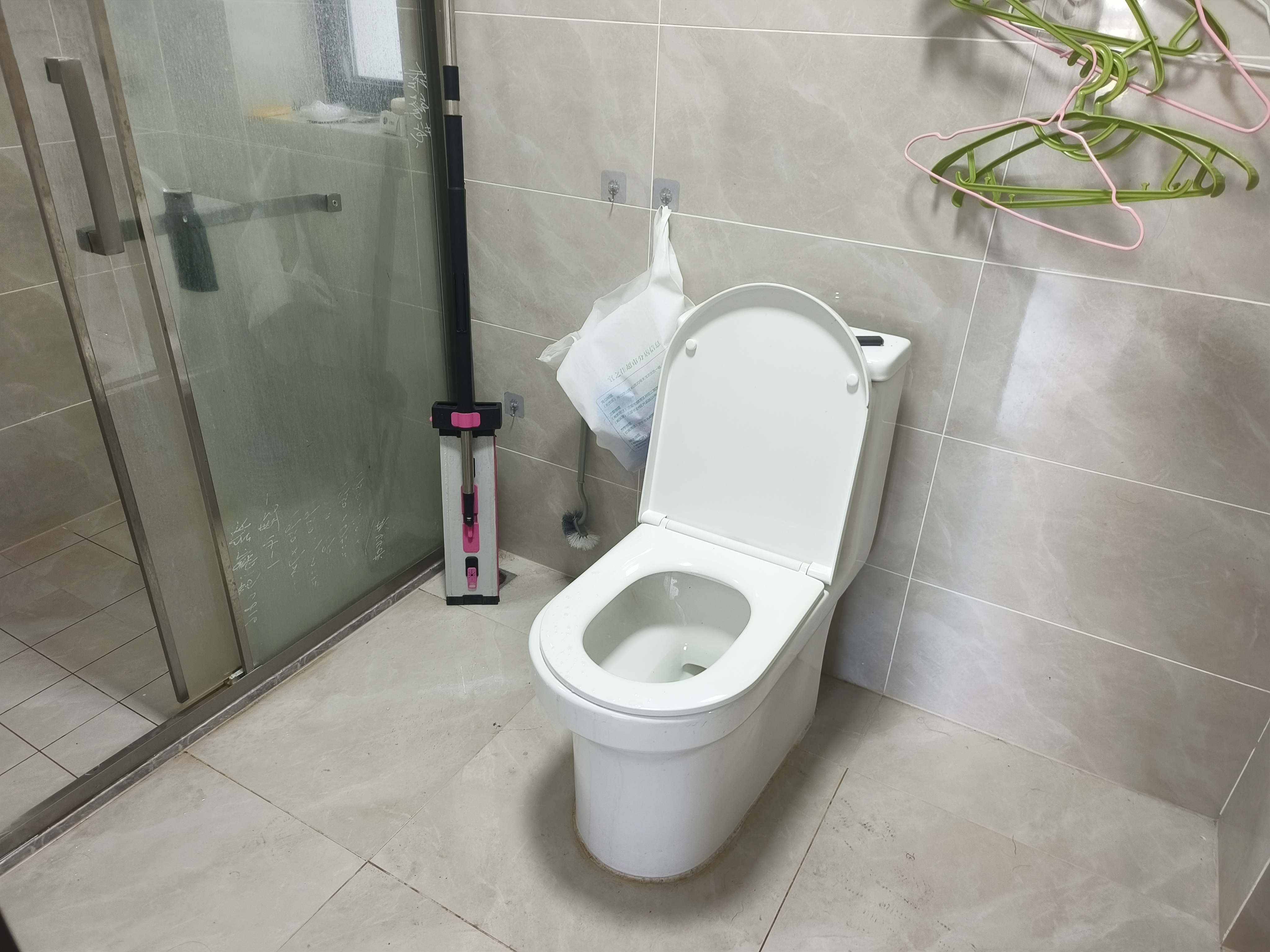 海府大院（海府路41号）  4室2厅2卫    4000.0元/月室内图