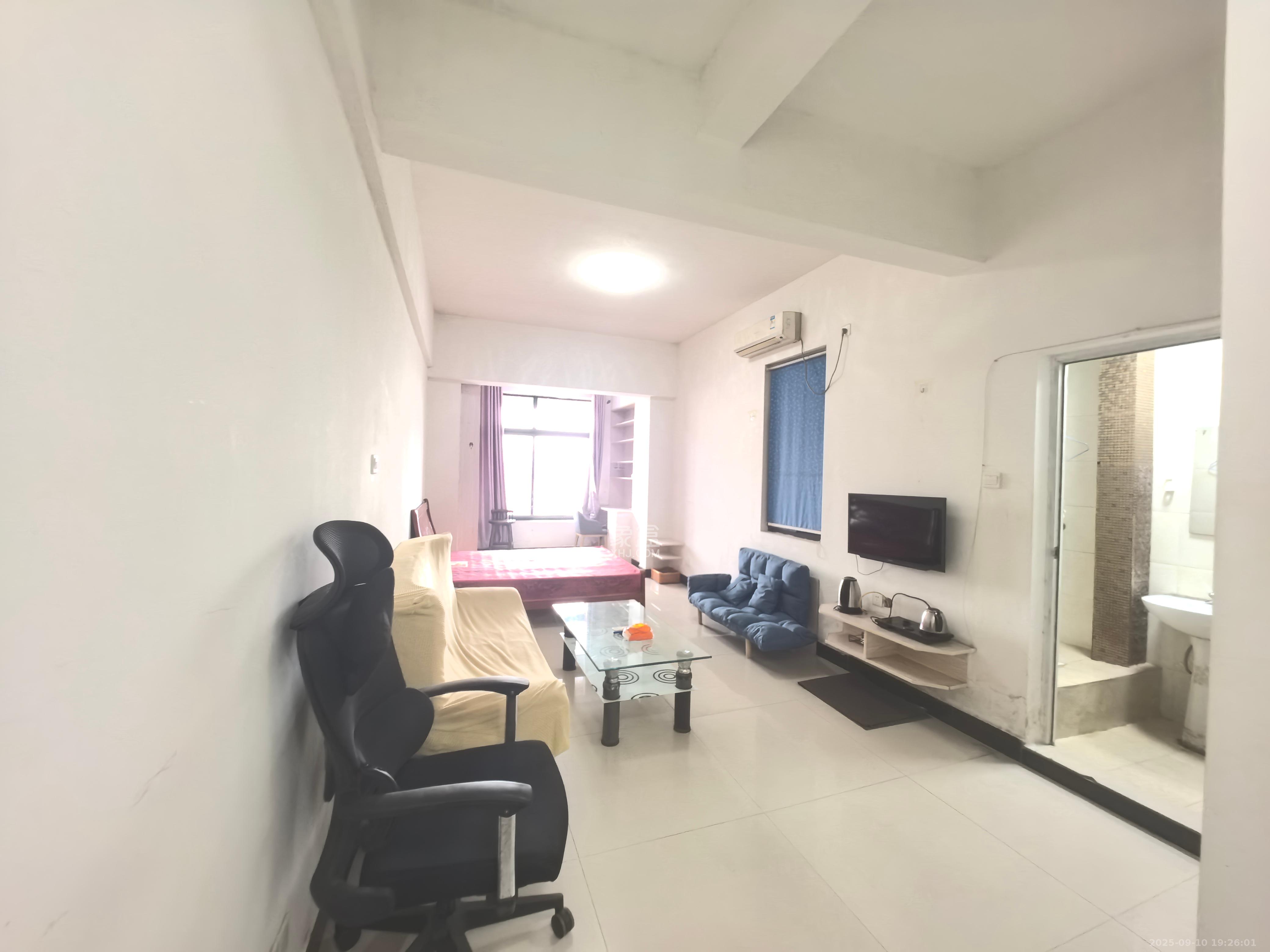 红树湾 1室1厅1卫 1200.0元/月 红树湾 1室1厅1卫 1200.0元/月室内图