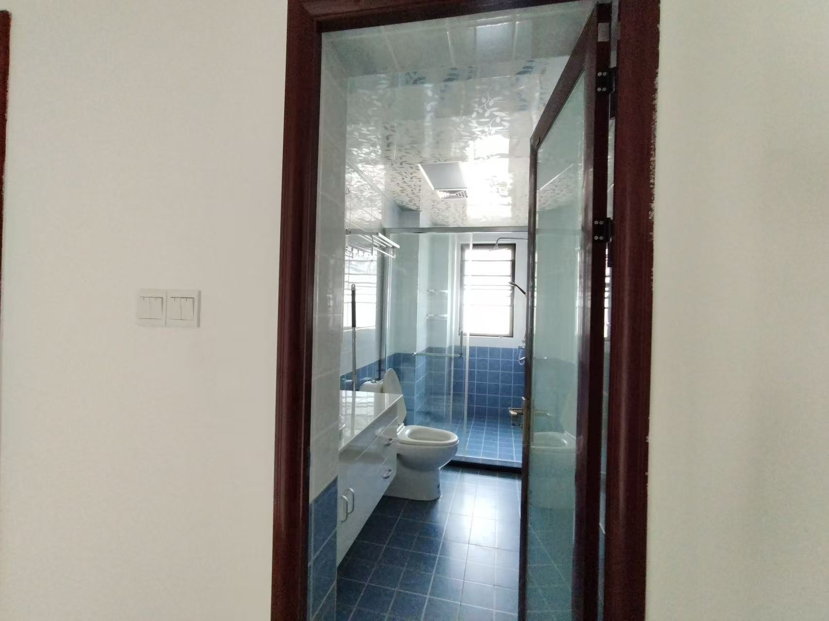 海阔天空-国瑞城四期(爵仕苑) 3室2厅2卫 5300.0元/月 海阔天空-国瑞城四期(爵仕苑) 3室2厅2卫 5300.0元/月室内图