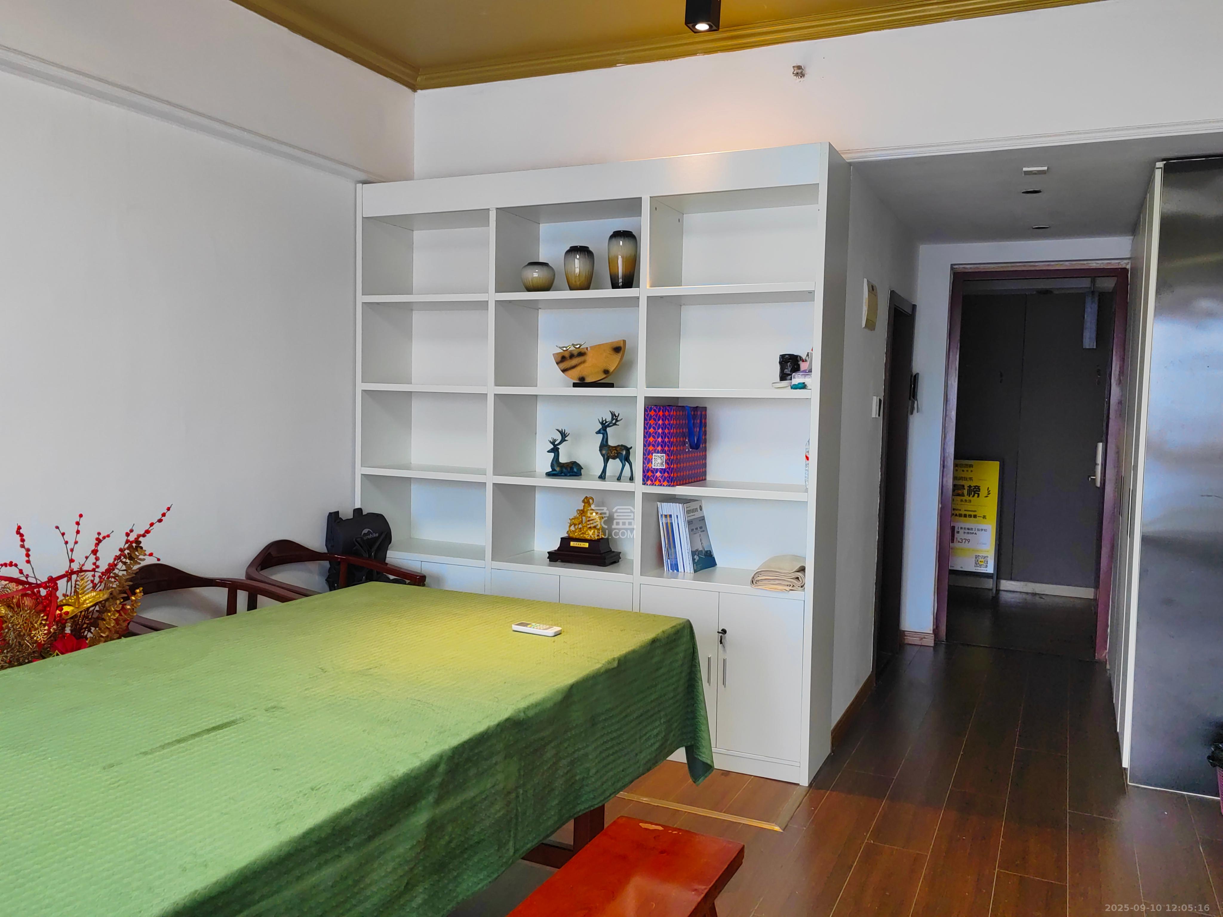 京武浪琴山一、二期  1室2厅2卫    1880.0元/月室内图