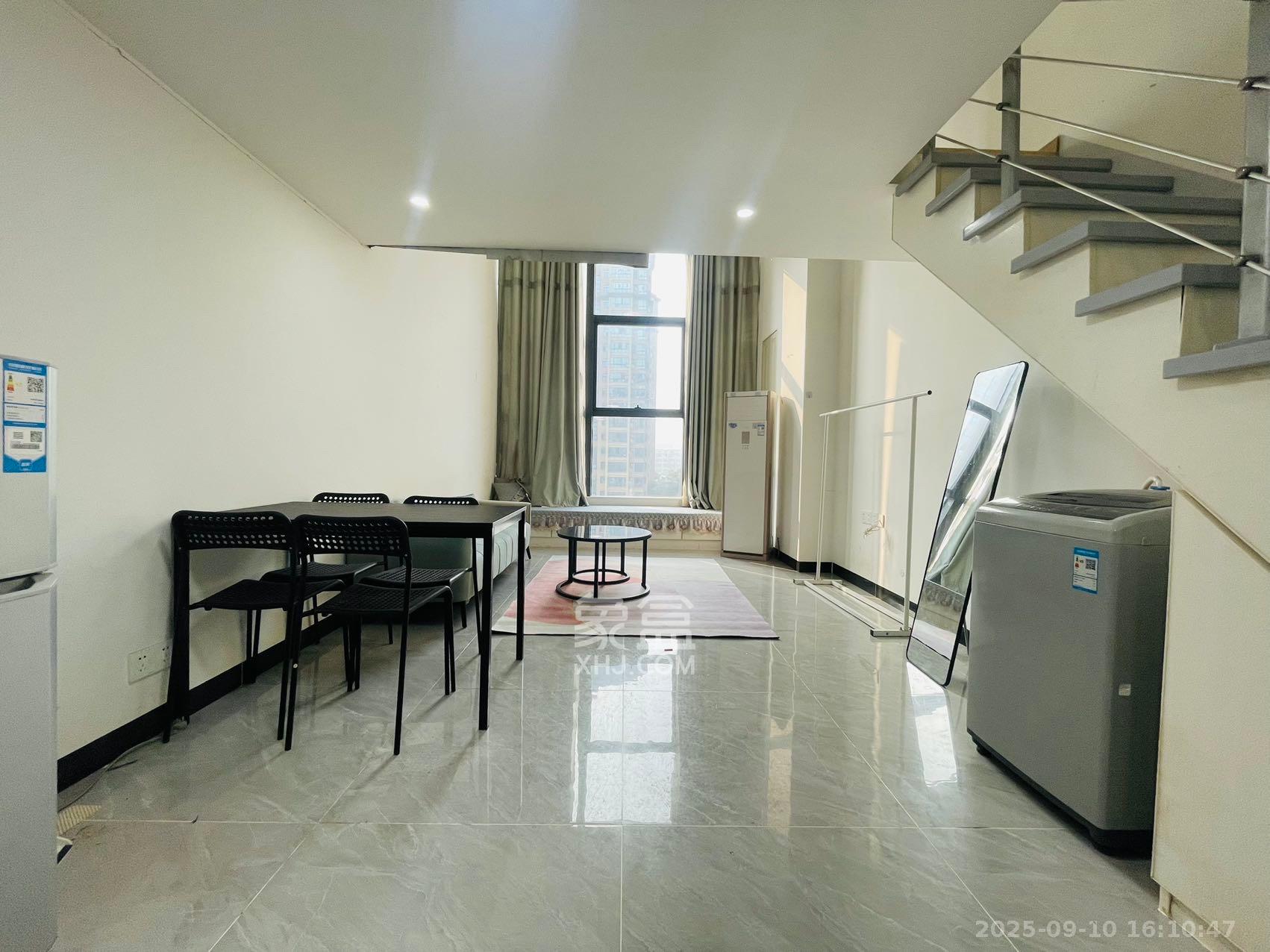 裕天国际商汇中心 1室0厅0卫 1600.0元/月 裕天国际商汇中心 1室0厅0卫 1600.0元/月室内图