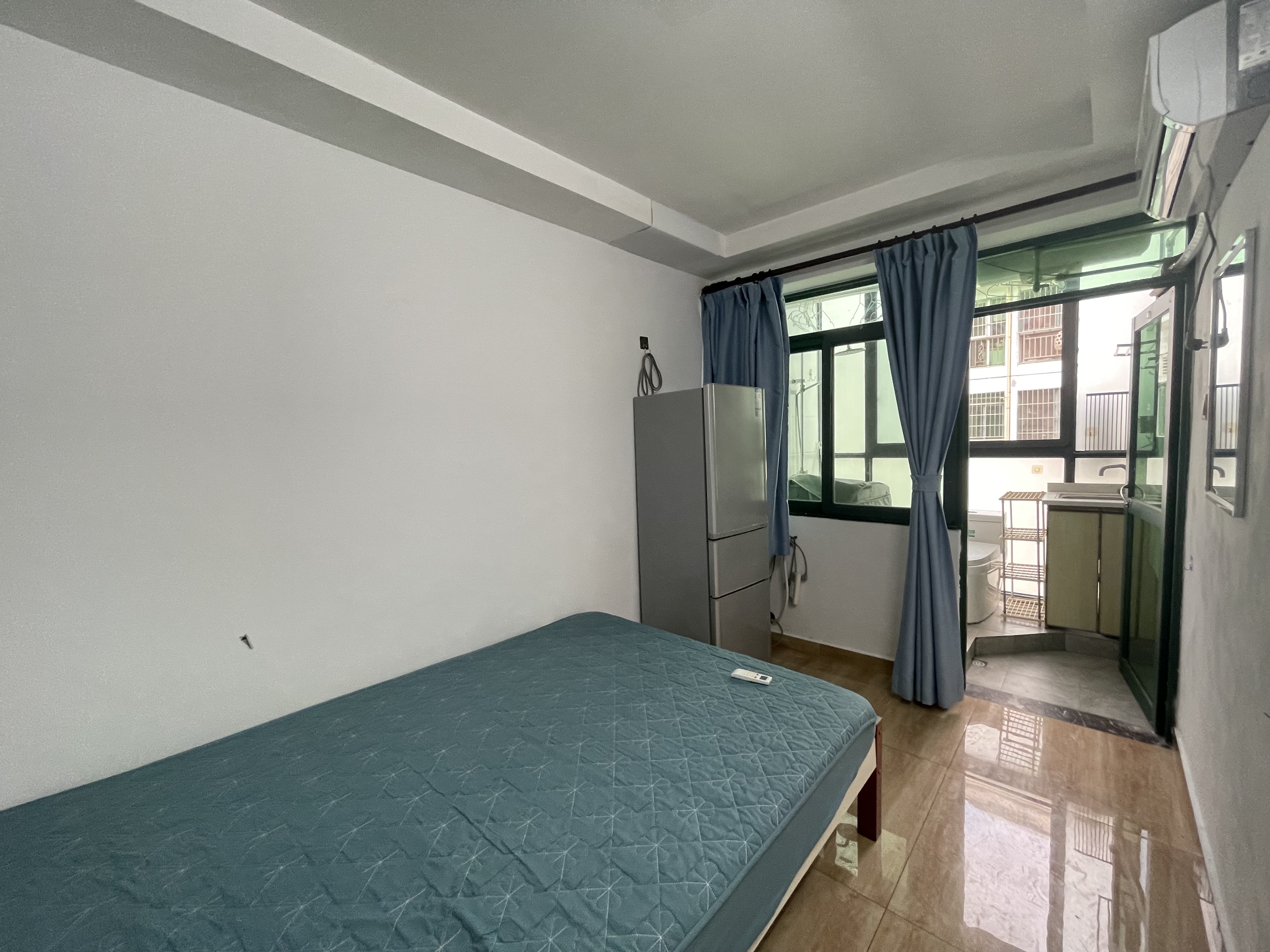 现代花园一期 1室0厅1卫 800.0元/月 现代花园一期 1室0厅1卫 800.0元/月室内图