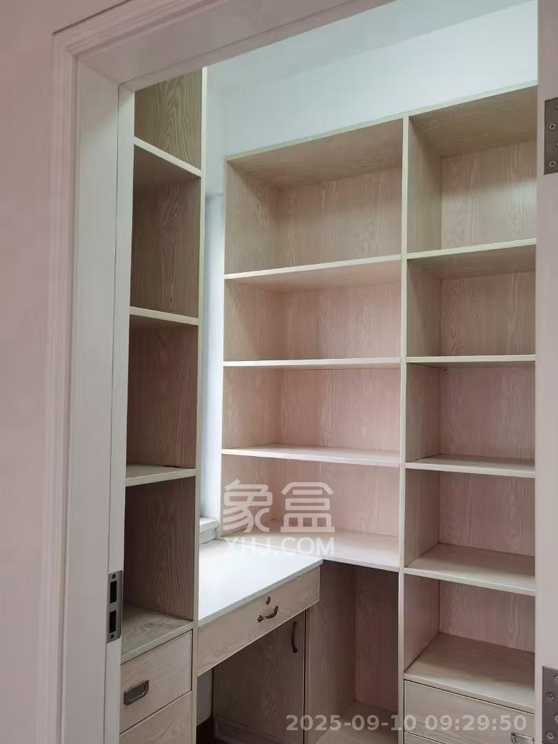 融科东南海 4室2厅2卫 3500.0元/月 融科东南海 4室2厅2卫 3500.0元/月室内图