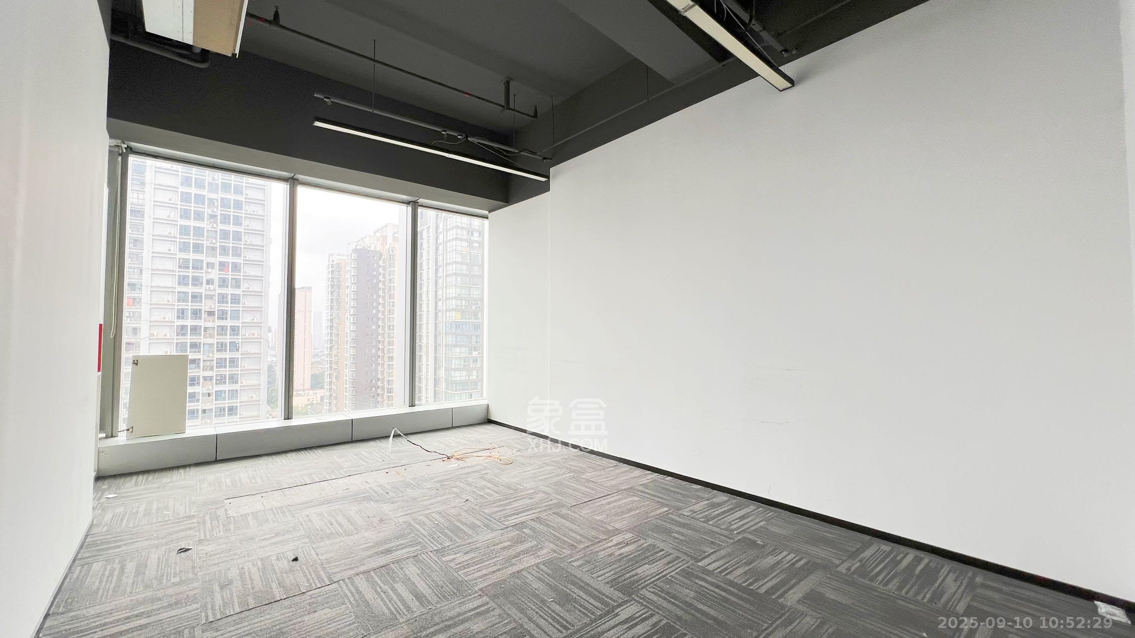 万博汇   678.0㎡      45000.0元/月室内图