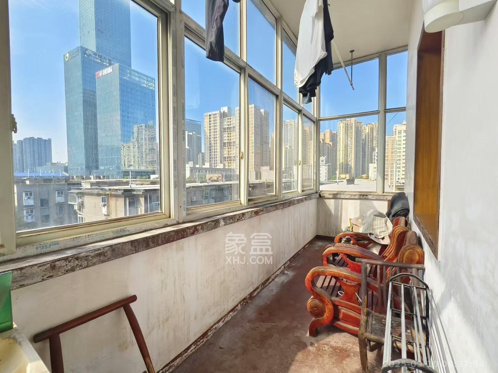 国庆新村  2室1厅1卫    1200.0元/月室内图