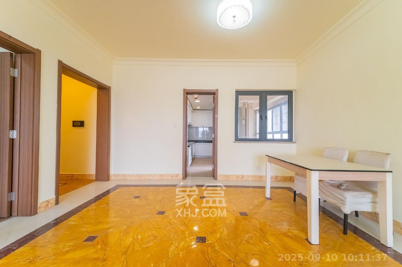 碧桂园威尼斯城  3室2厅1卫    2200.0元/月 碧桂园威尼斯城  3室2厅1卫    2200.0元/月室内图