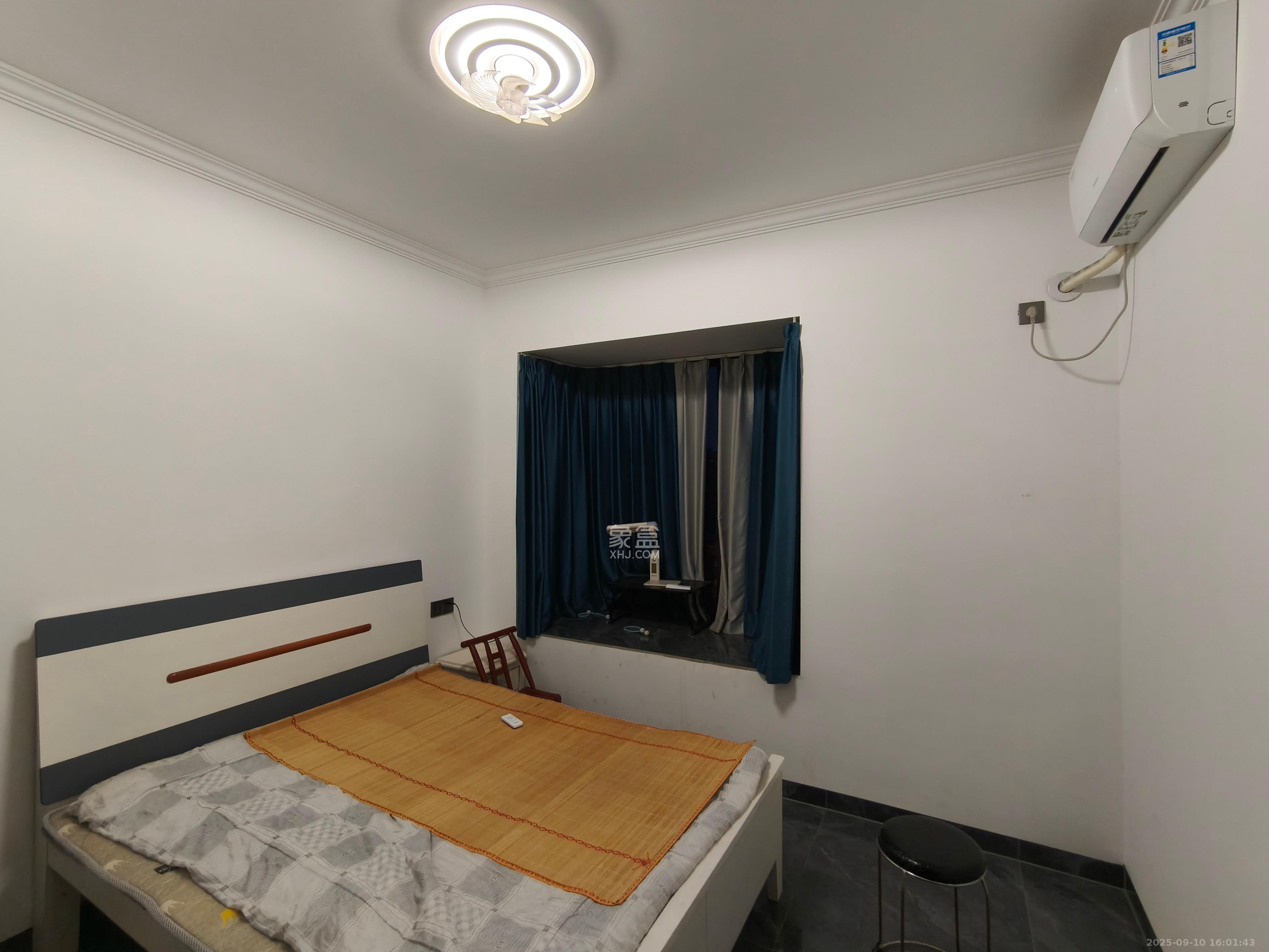 艺源颂雅小区(719街区)  4室2厅2卫    3200.0元/月 艺源颂雅小区(719街区)  4室2厅2卫    3200.0元/月室内图