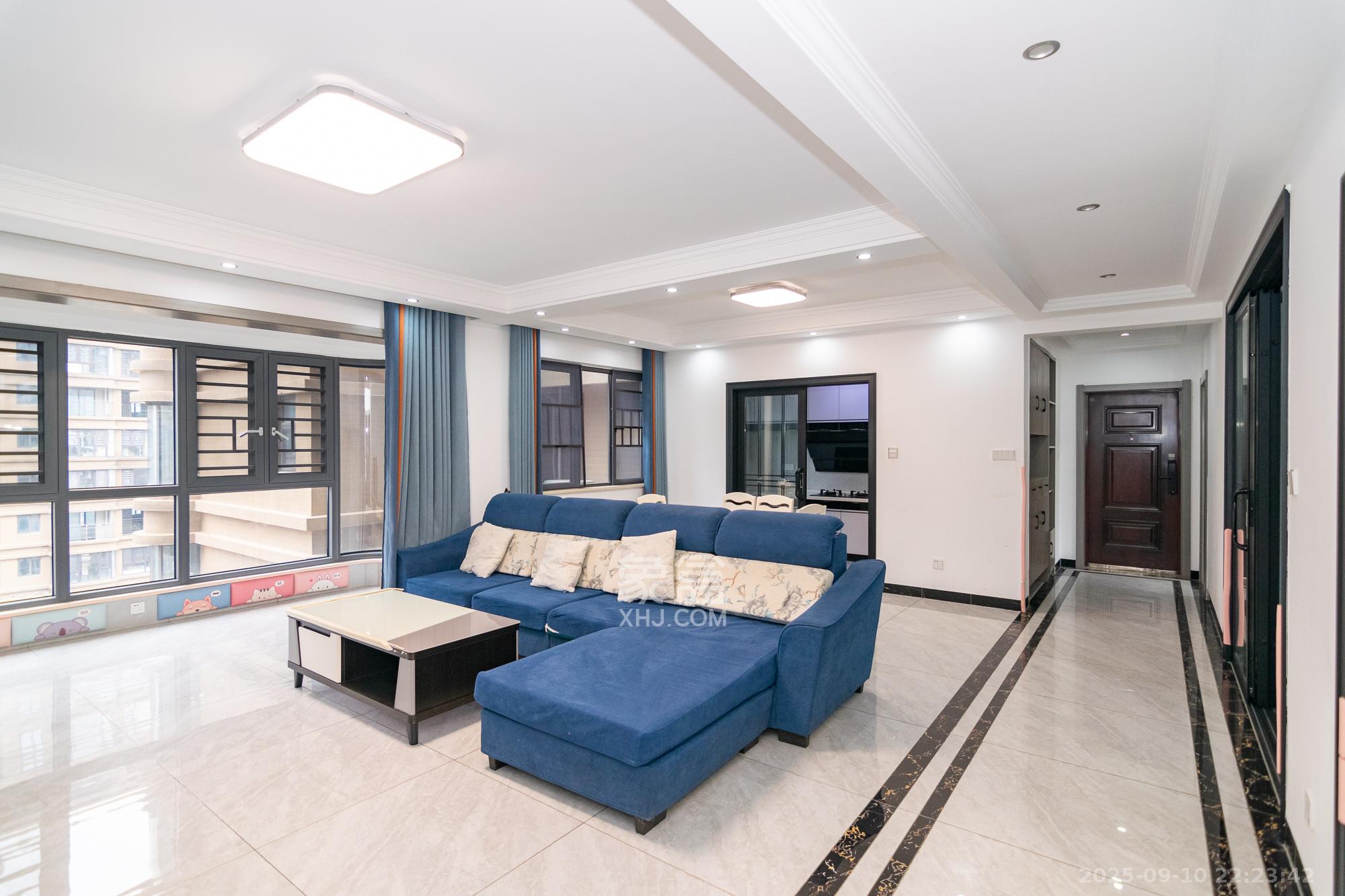 润和长郡（润和紫郡二三期）  4室2厅2卫    99.5万