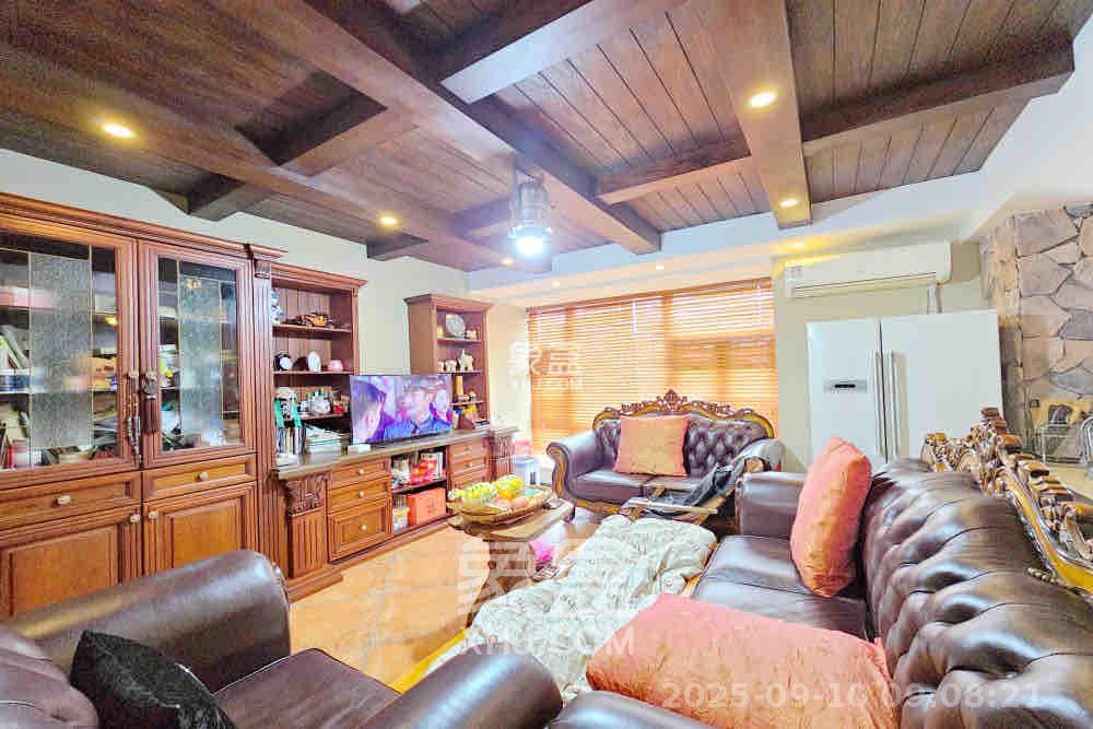 凯乐湘园  3室2厅2卫    3000.0元/月 凯乐湘园  3室2厅2卫    3000.0元/月室内图