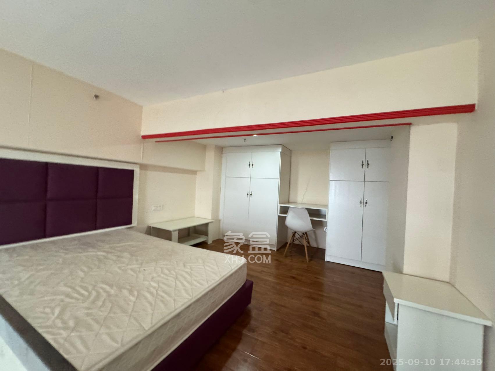 兰亭湾畔 1室1厅1卫 1400.0元/月 兰亭湾畔 1室1厅1卫 1400.0元/月室内图