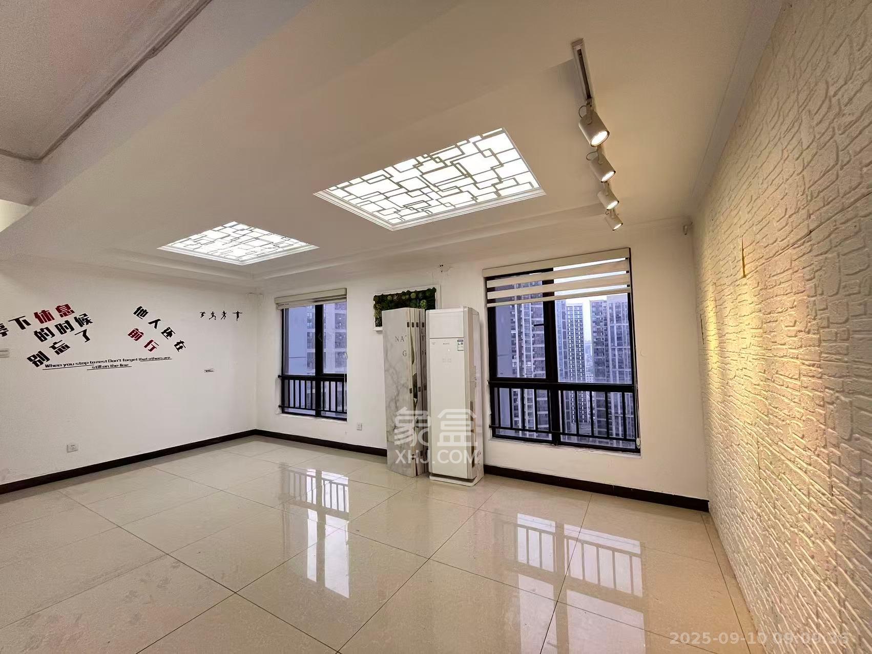 达美D6区 4室2厅2卫 5000.0元/月 达美D6区 4室2厅2卫 5000.0元/月室内图