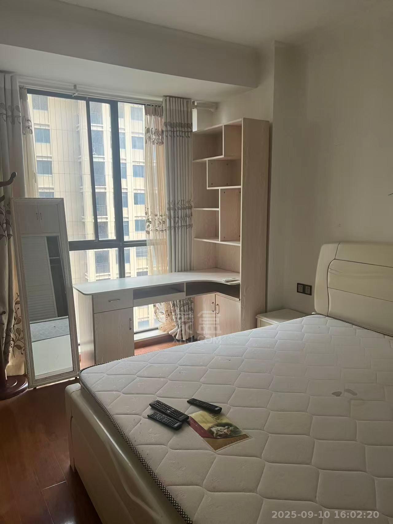 旺城天悦领秀香江  3室2厅1卫    1500.0元/月室内图