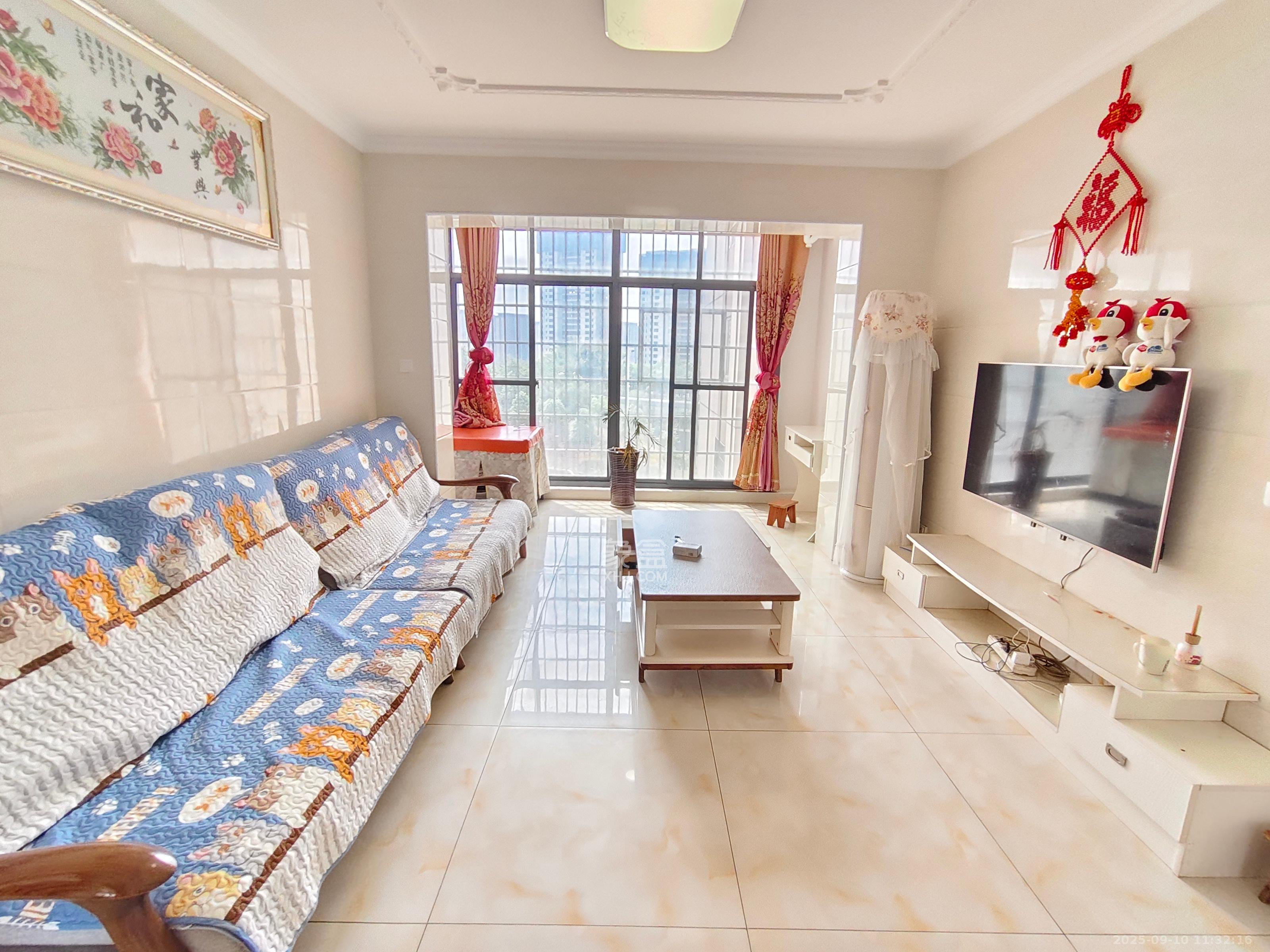 洋湖和园（福联嘉苑）  3室1厅2卫    2500.0元/月室内图