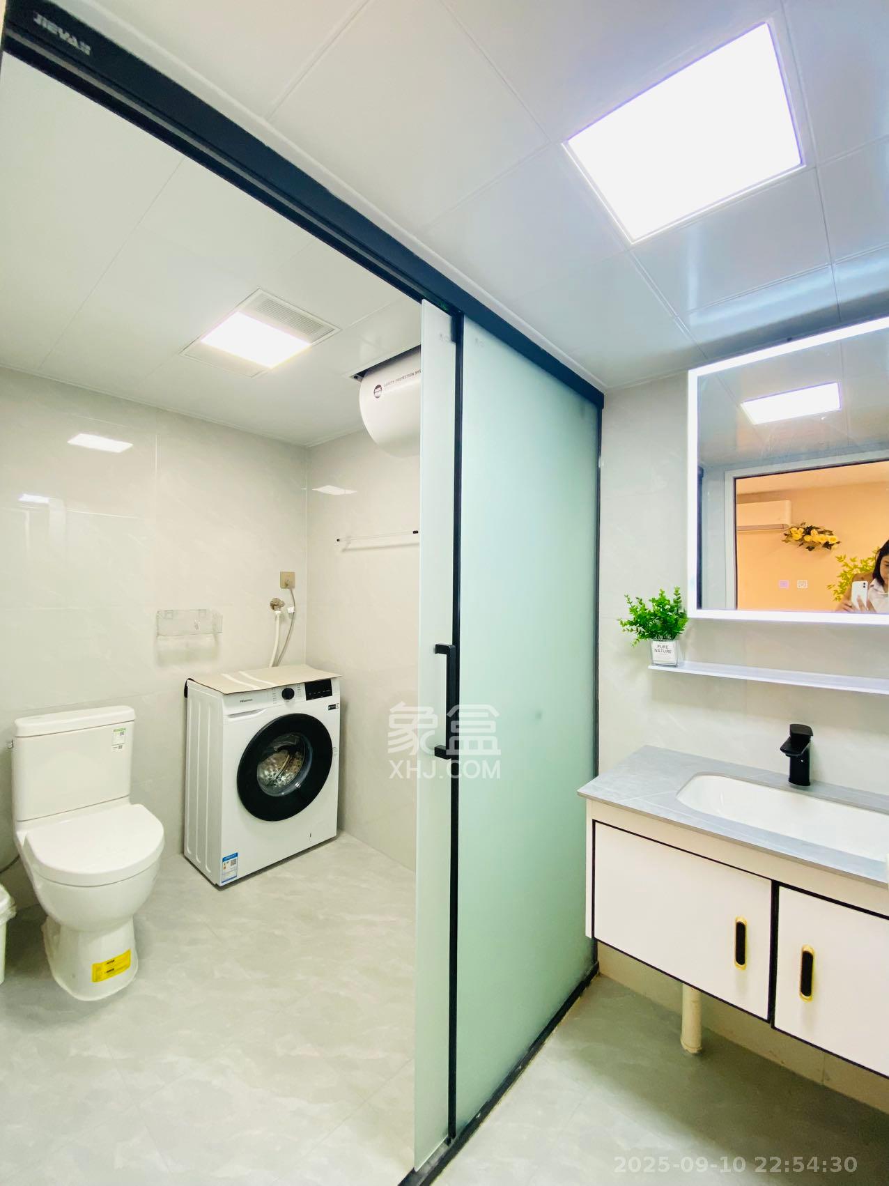 宏景名厦  1室1厅1卫    2600.0元/月 宏景名厦  1室1厅1卫    2600.0元/月室内图