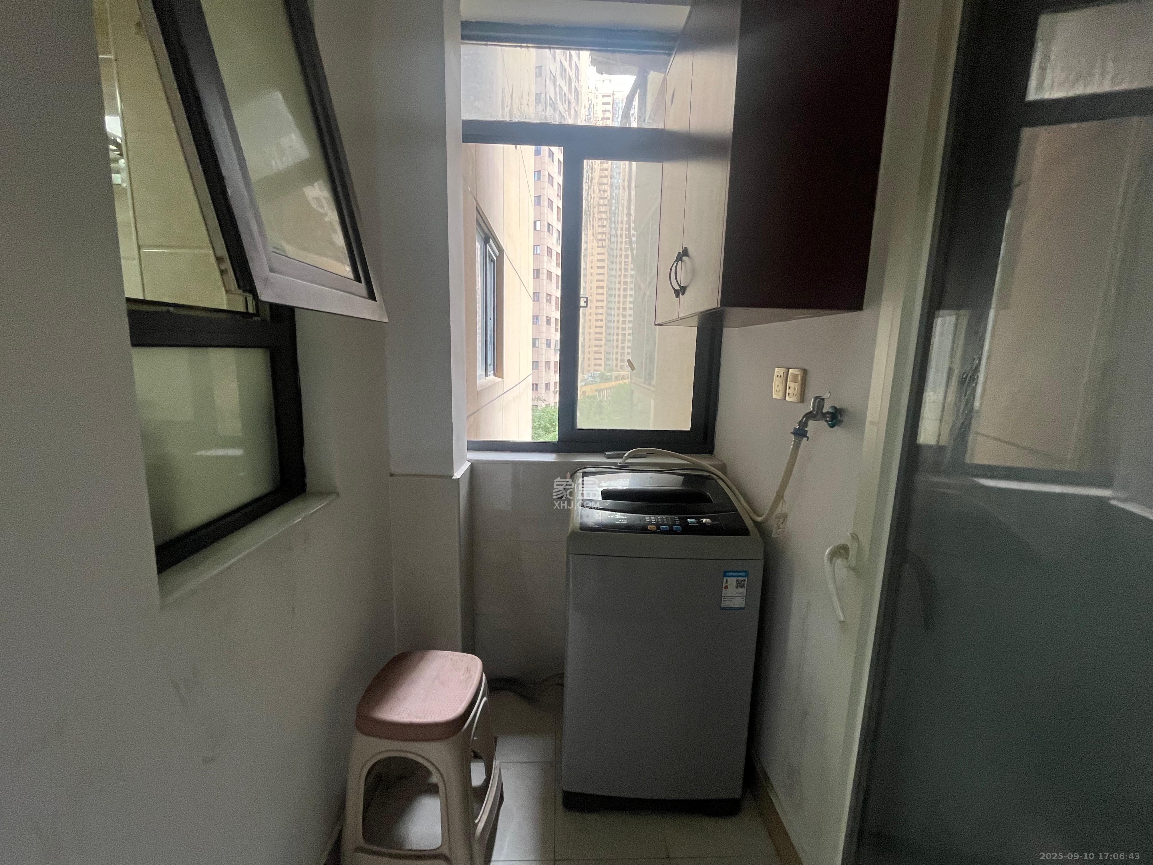 北辰三角洲E4区 3室2厅1卫 3100.0元/月 北辰三角洲E4区 3室2厅1卫 3100.0元/月室内图