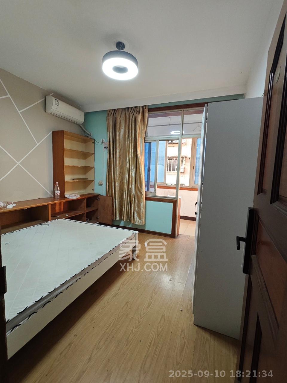 金泉公寓  1室2厅2卫    530.0元/月 金泉公寓  1室2厅2卫    530.0元/月室内图1