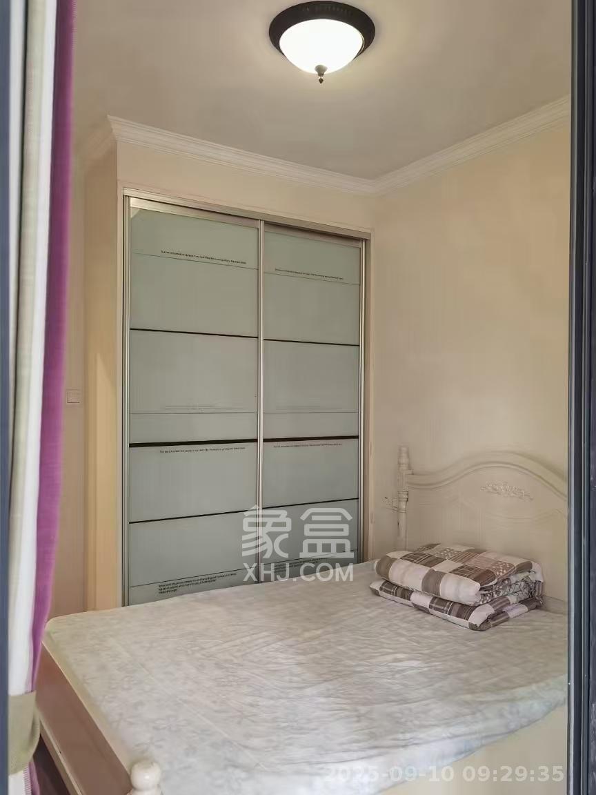 融科东南海 4室2厅2卫 3500.0元/月 融科东南海 4室2厅2卫 3500.0元/月室内图