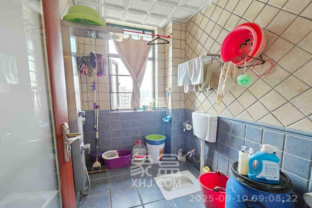 凯乐湘园  3室2厅2卫    3000.0元/月 凯乐湘园  3室2厅2卫    3000.0元/月室内图