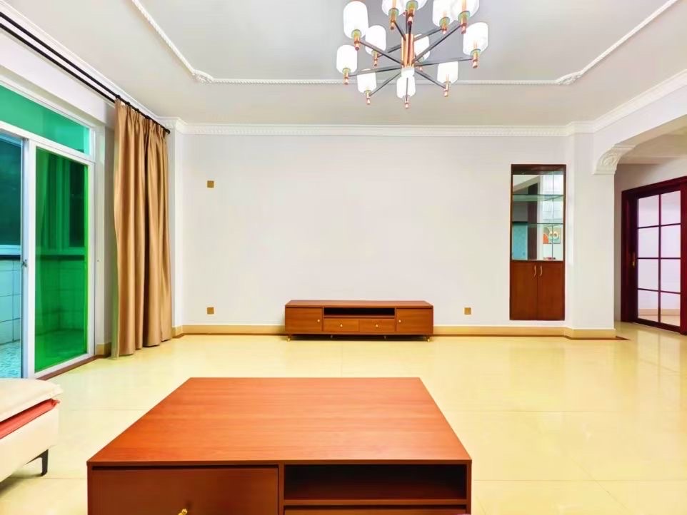 海语花园 3室2厅2卫 2800.0元/月 海语花园 3室2厅2卫 2800.0元/月室内图