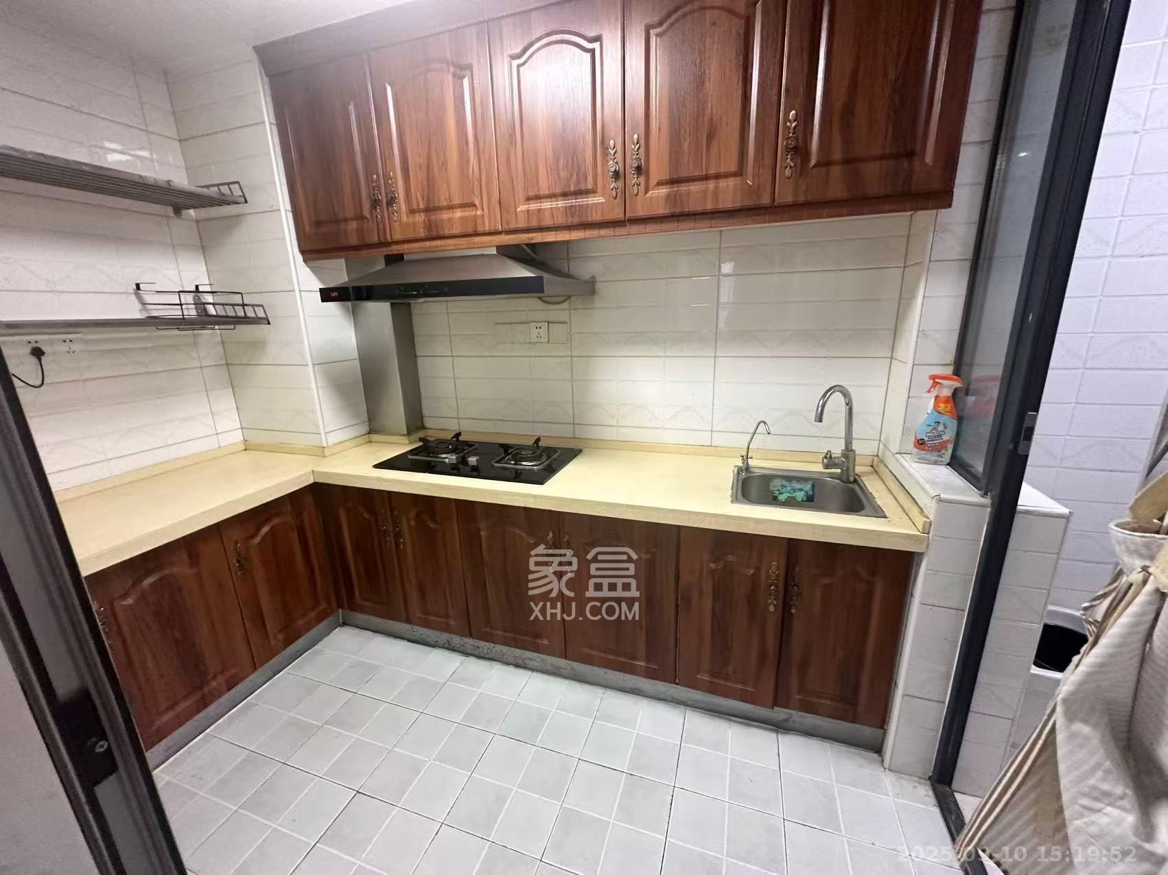 中建梅溪湖中心 3室2厅2卫 3200.0元/月 中建梅溪湖中心 3室2厅2卫 3200.0元/月室内图