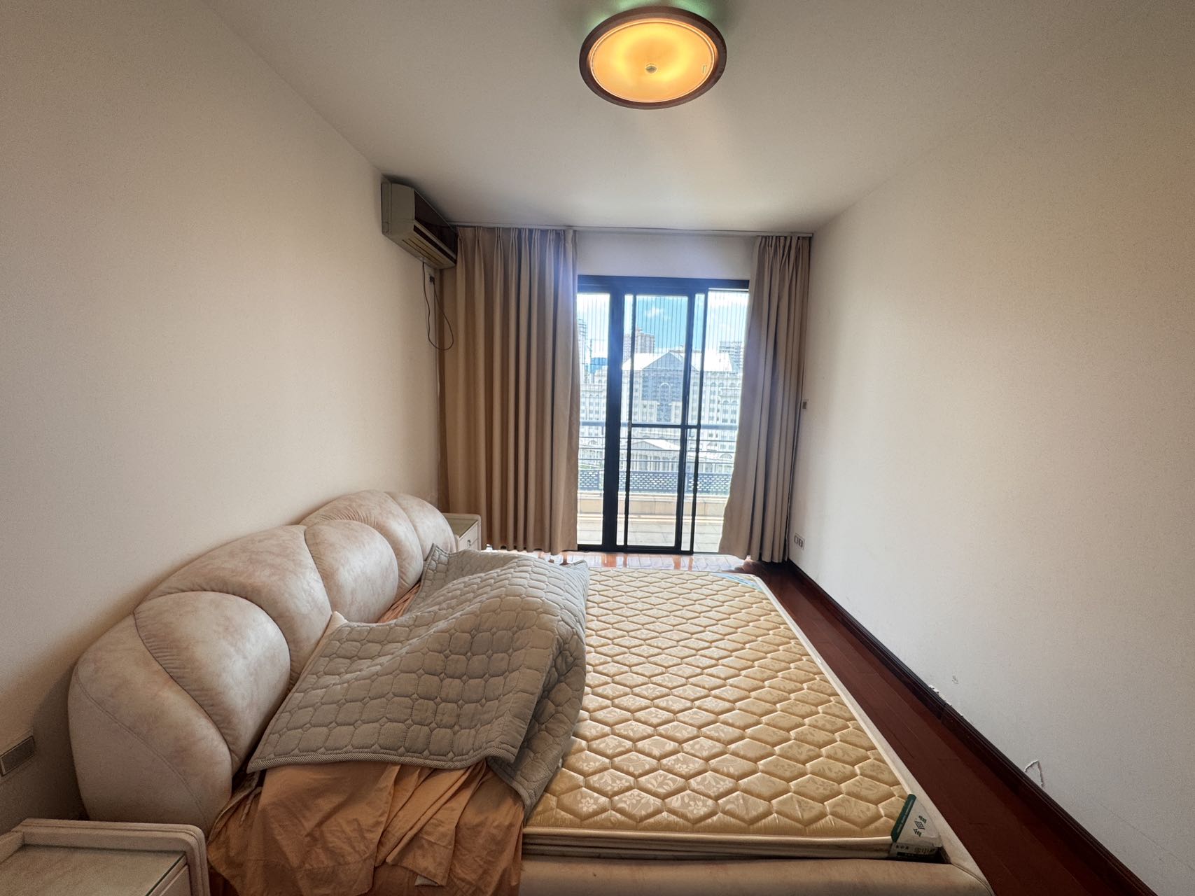 棕榈公寓 2室2厅1卫 4500.0元/月 棕榈公寓 2室2厅1卫 4500.0元/月室内图