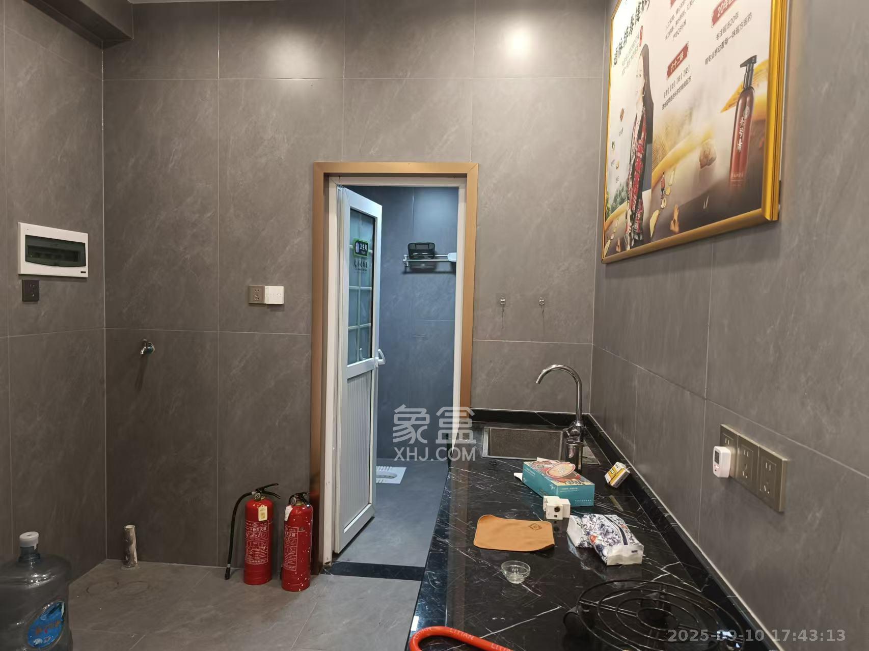 潇湘名城(新里程潇湘名城) 2室1厅1卫 2800.0元/月 潇湘名城(新里程潇湘名城) 2室1厅1卫 2800.0元/月室内图