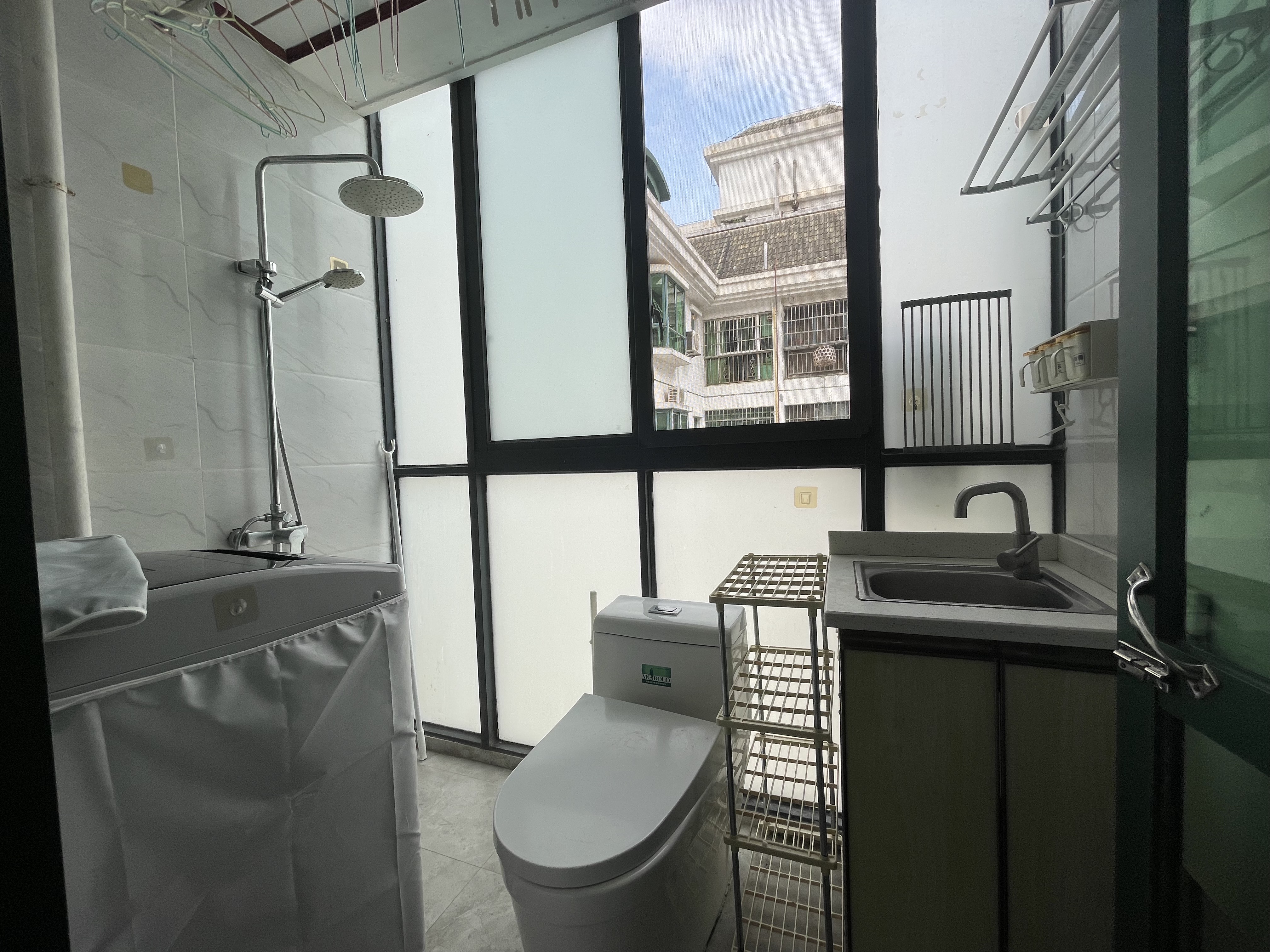 现代花园一期 1室0厅1卫 800.0元/月 现代花园一期 1室0厅1卫 800.0元/月室内图