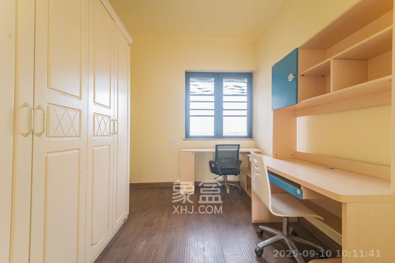 碧桂园威尼斯城  3室2厅1卫    2200.0元/月 碧桂园威尼斯城  3室2厅1卫    2200.0元/月室内图