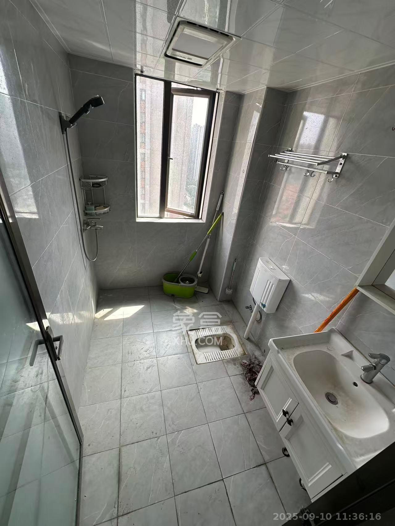 旭辉御府 3室2厅2卫 2700.0元/月 旭辉御府 3室2厅2卫 2700.0元/月室内图