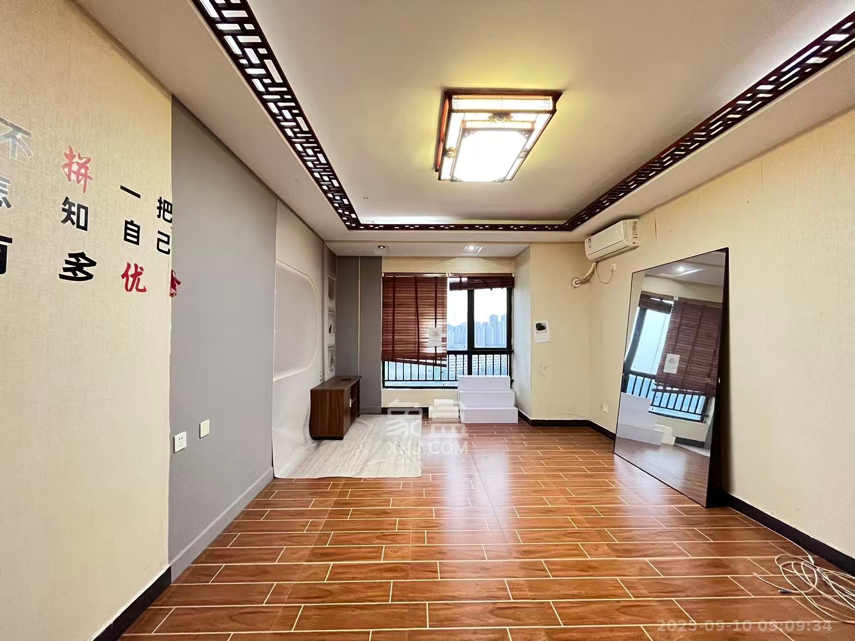 达美D6区 4室2厅2卫 5000.0元/月 达美D6区 4室2厅2卫 5000.0元/月室内图