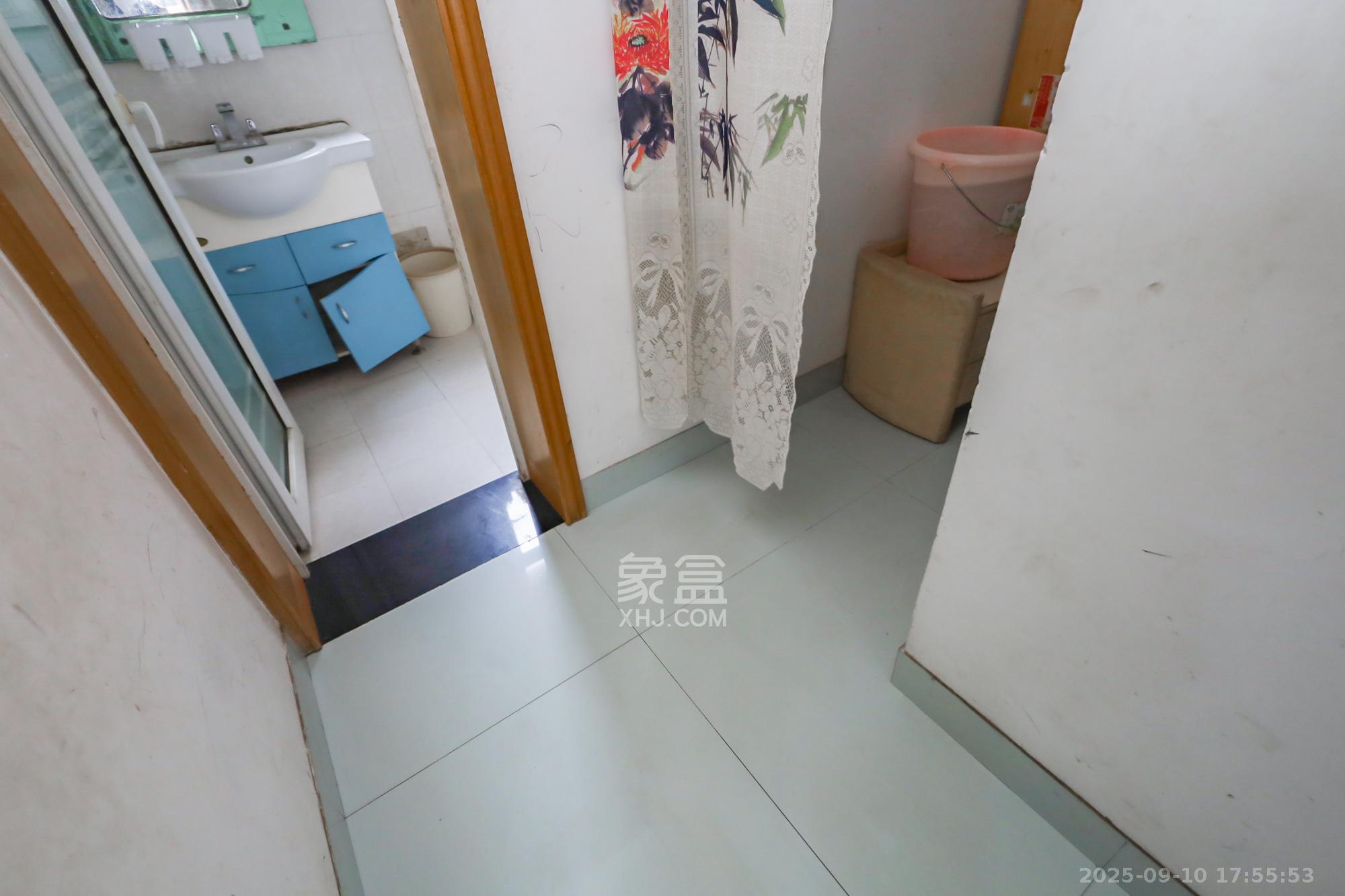 香海西岸  2室2厅1卫    66.0万 香海西岸  2室2厅1卫    66.0万其他