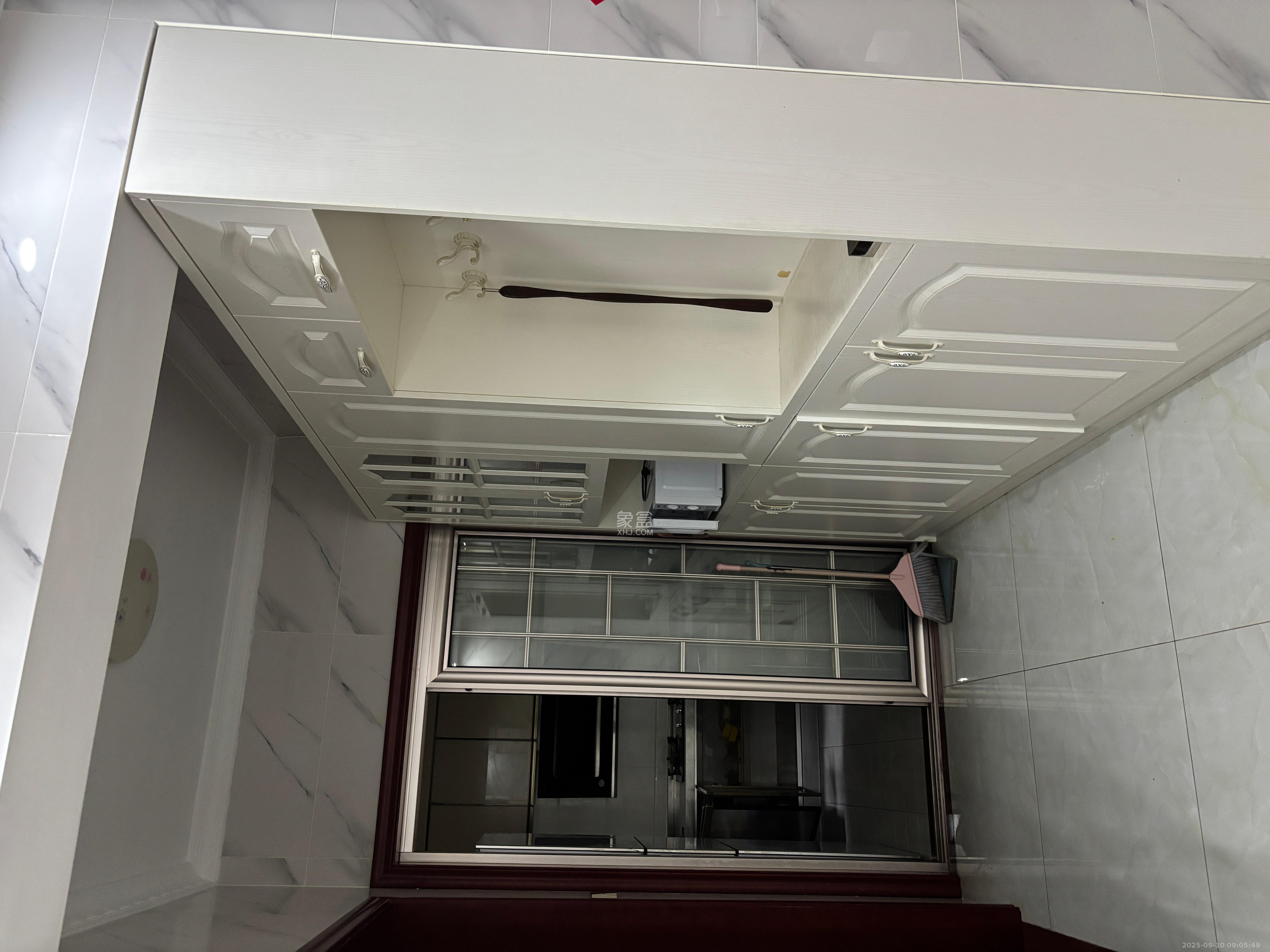 八方小区B区  3室2厅1卫    4000.0元/月 八方小区B区  3室2厅1卫    4000.0元/月室内图