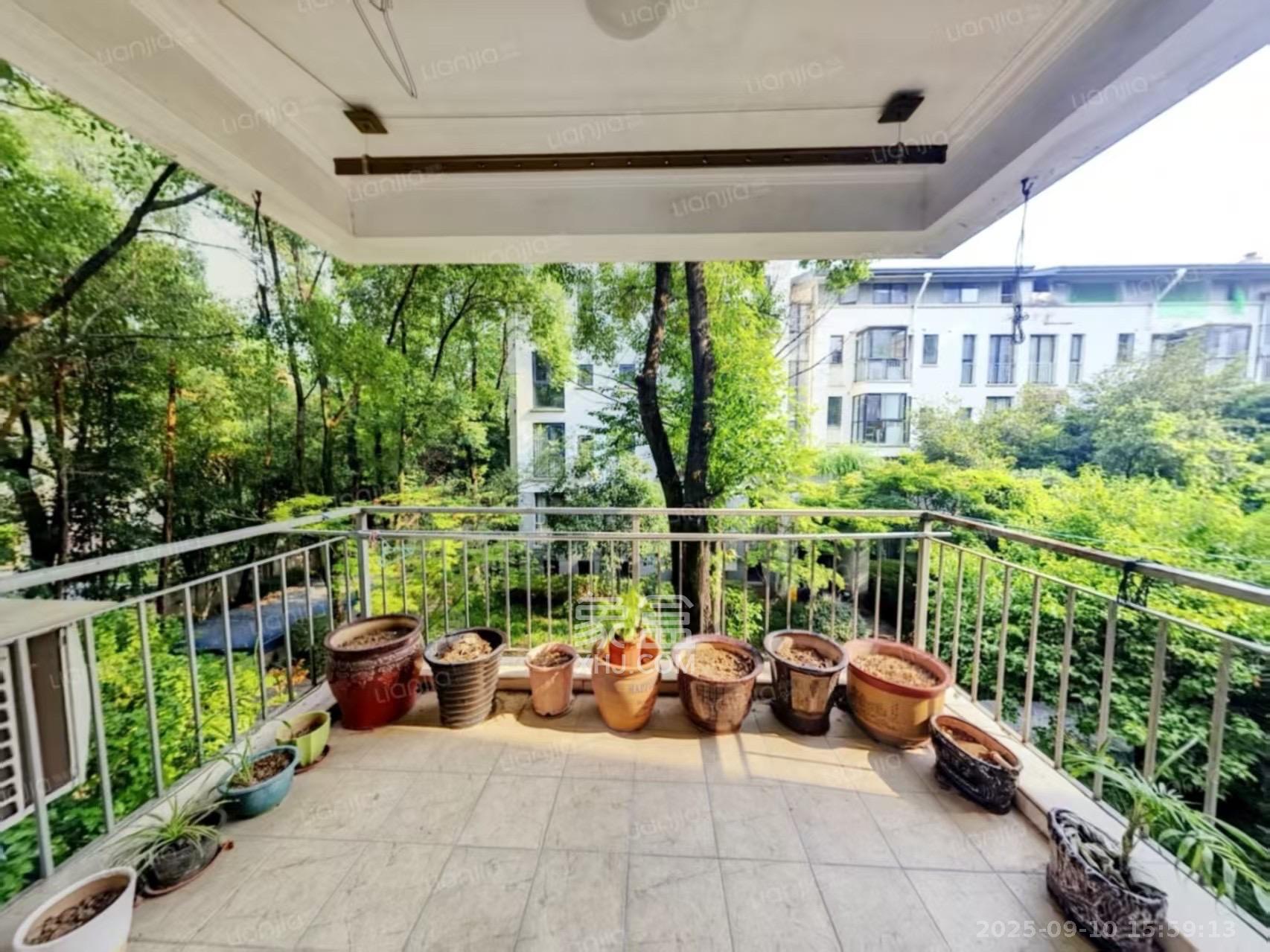 西街花园 3室1厅1卫 3000.0元/月 西街花园 3室1厅1卫 3000.0元/月室内图