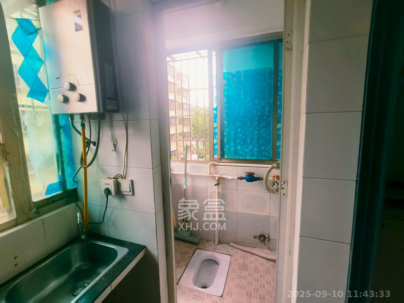 裕民小区 1室1厅1卫 1200.0元/月 裕民小区 1室1厅1卫 1200.0元/月室内图