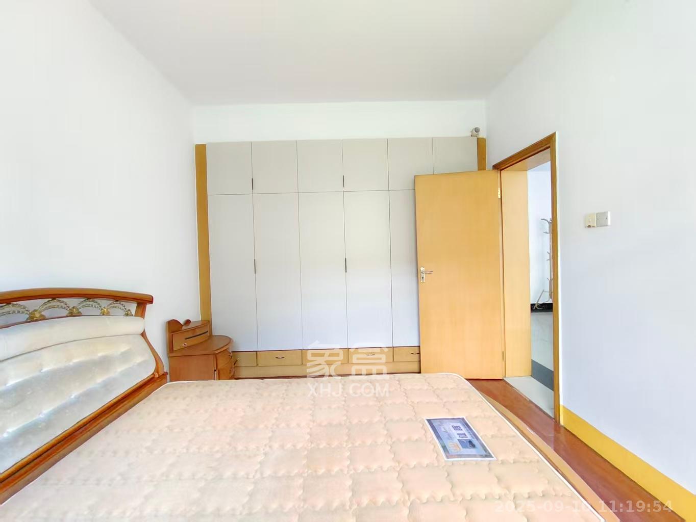 马王堆陶瓷城新合区  2室2厅1卫    1800.0元/月室内图