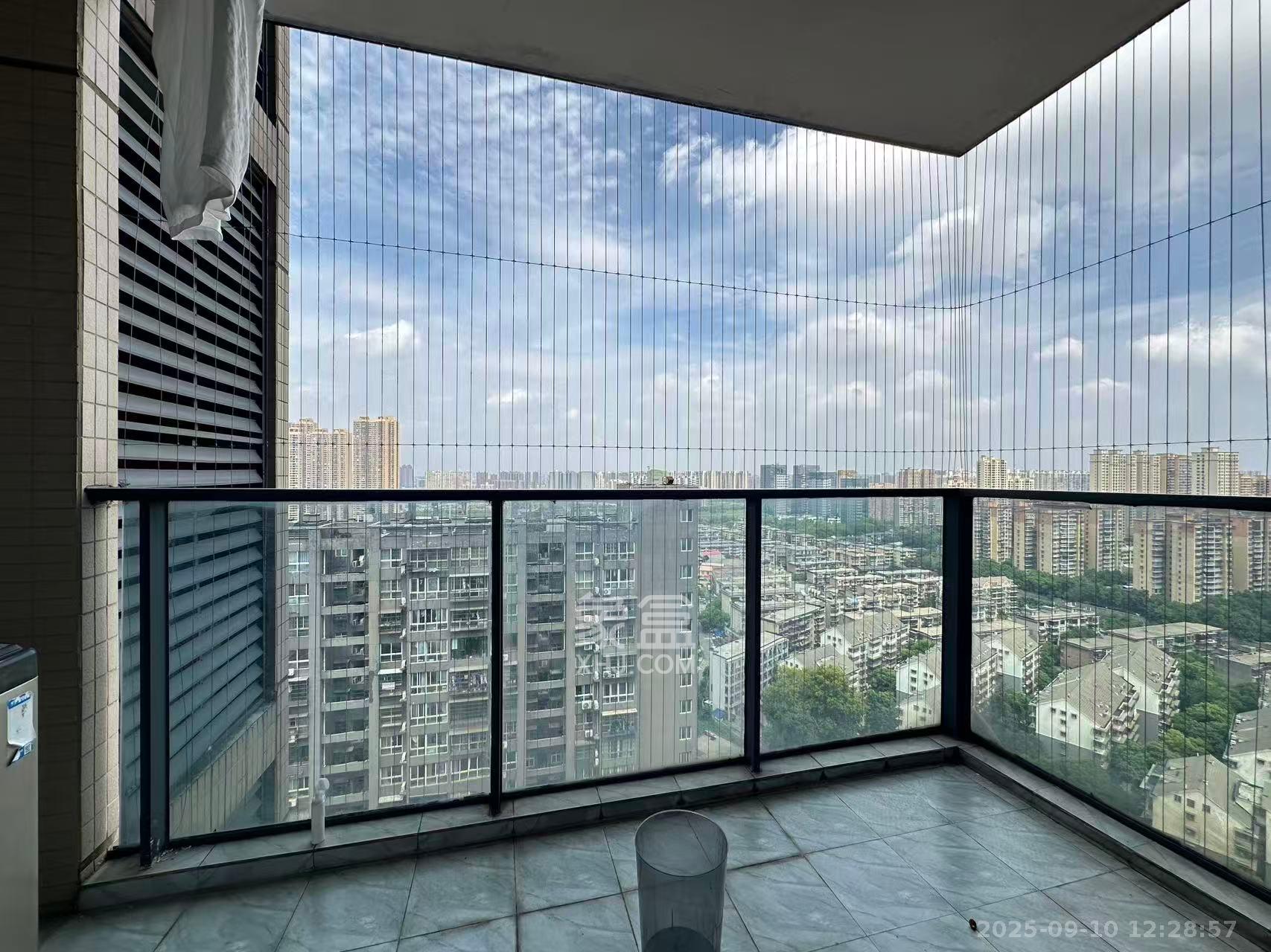 里约荟 3室2厅2卫 3200.0元/月 里约荟 3室2厅2卫 3200.0元/月室内图