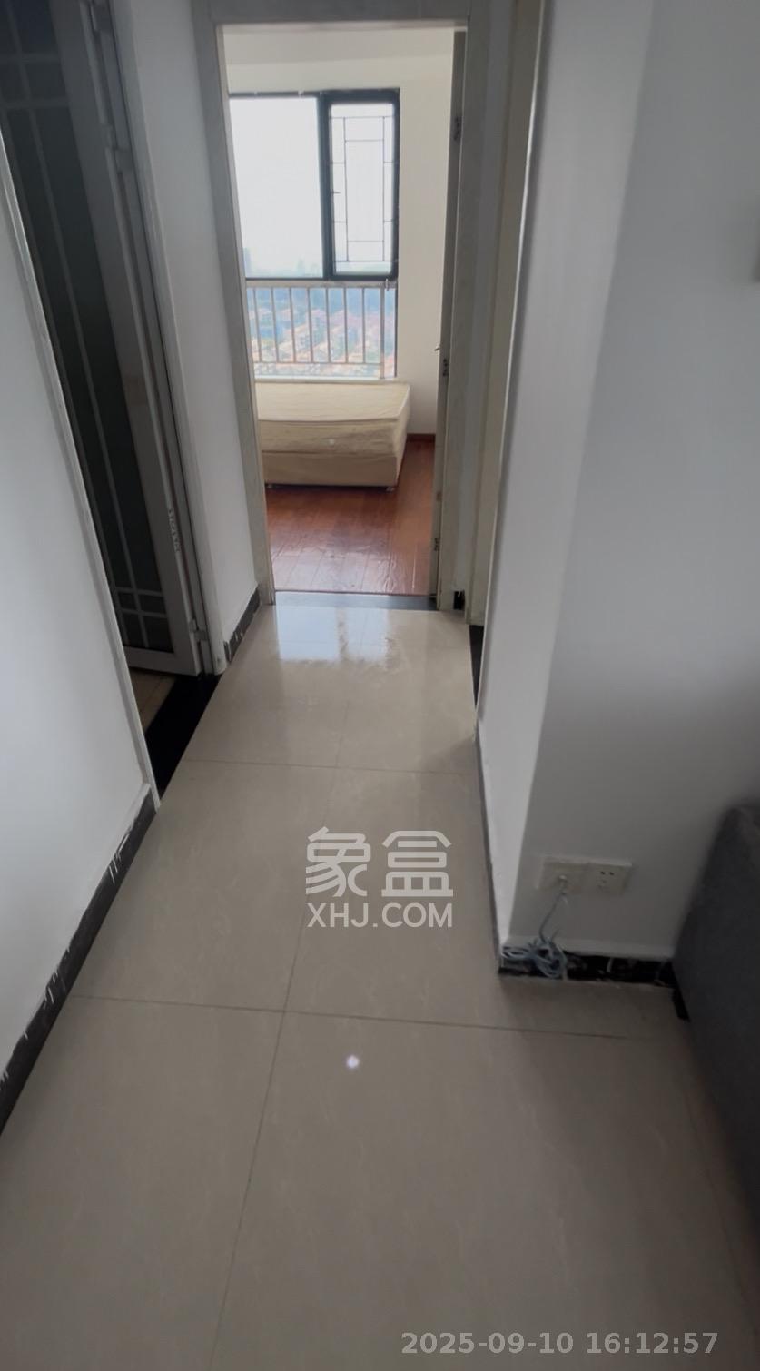 恒生碧水龙庭 2室1厅2卫 1600.0元/月 恒生碧水龙庭 2室1厅2卫 1600.0元/月室内图