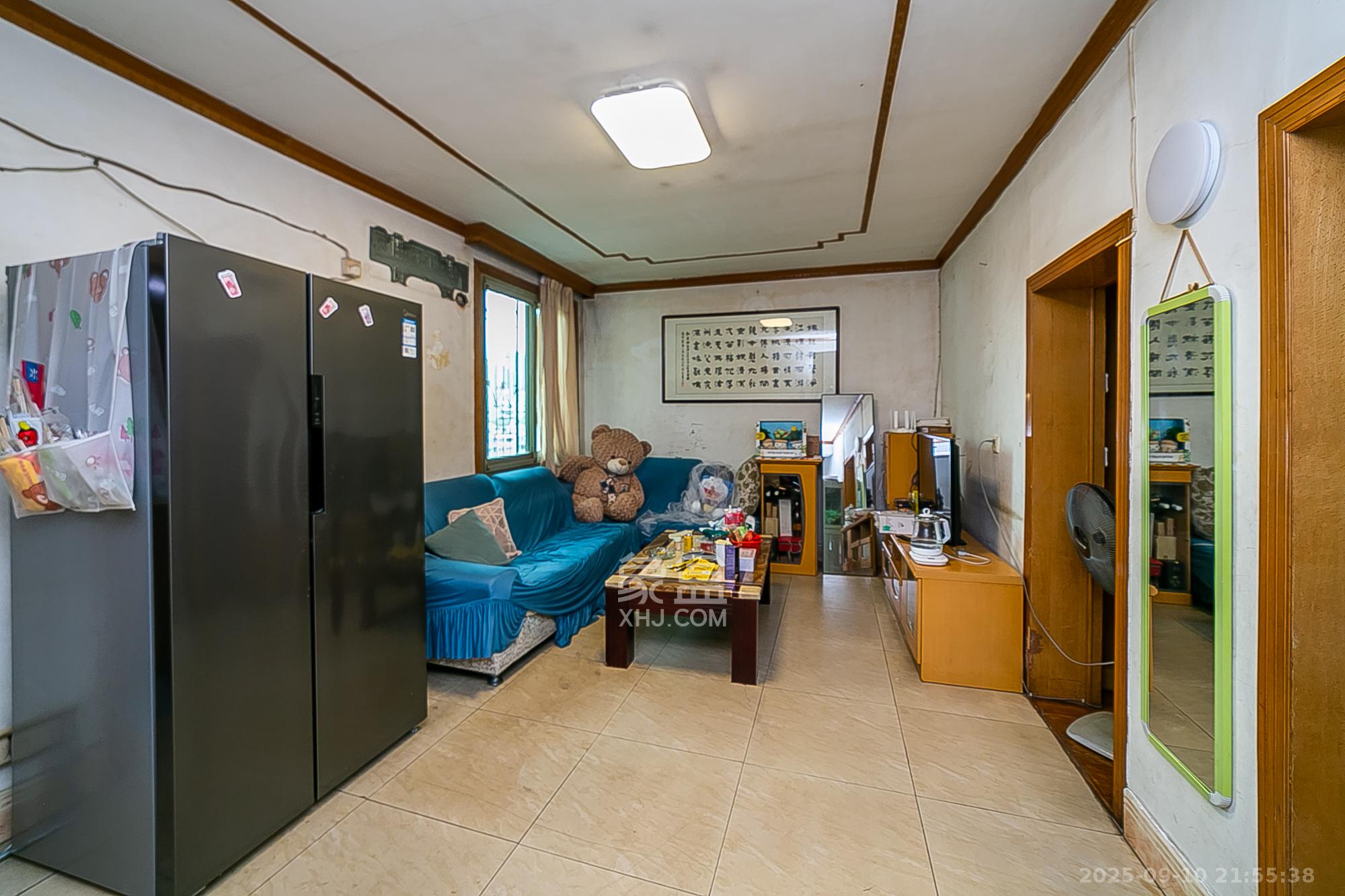 南湖公寓(万顺公寓)  1室1厅1卫    36.0万 南湖公寓(万顺公寓)  1室1厅1卫    36.0万客厅